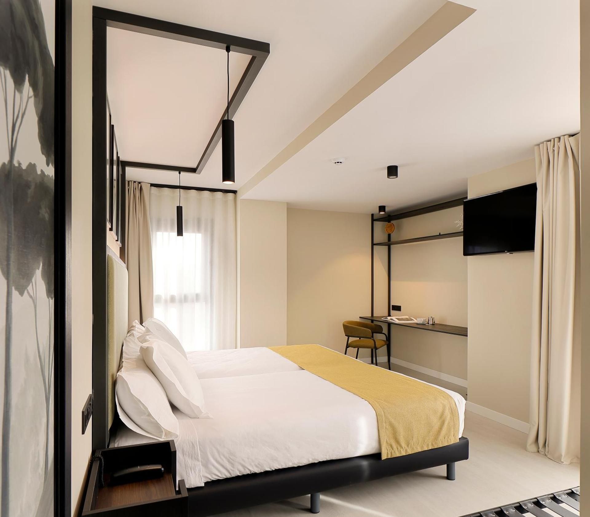 Comfort Double Room with living room