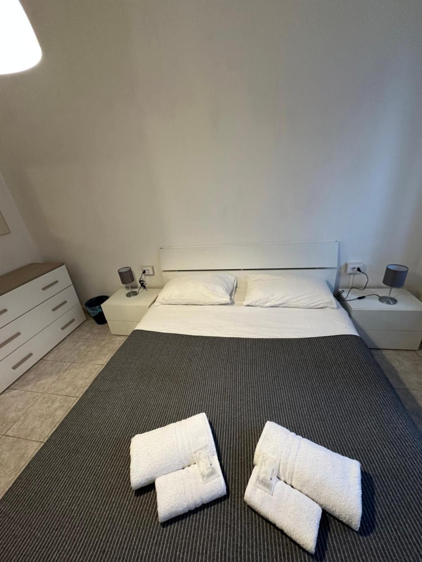 Standard Double Room with Shared Bathroom