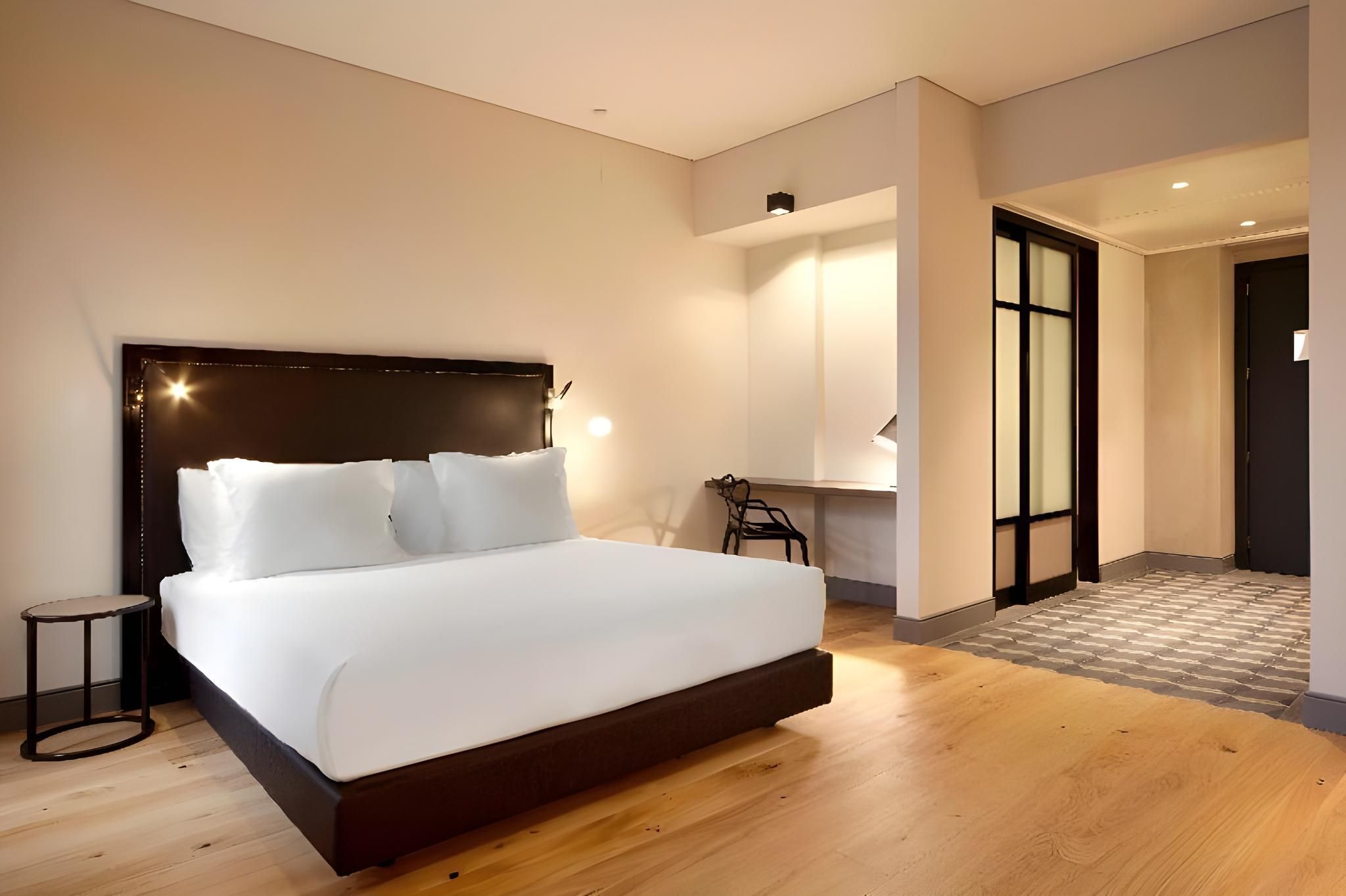 Suite with View