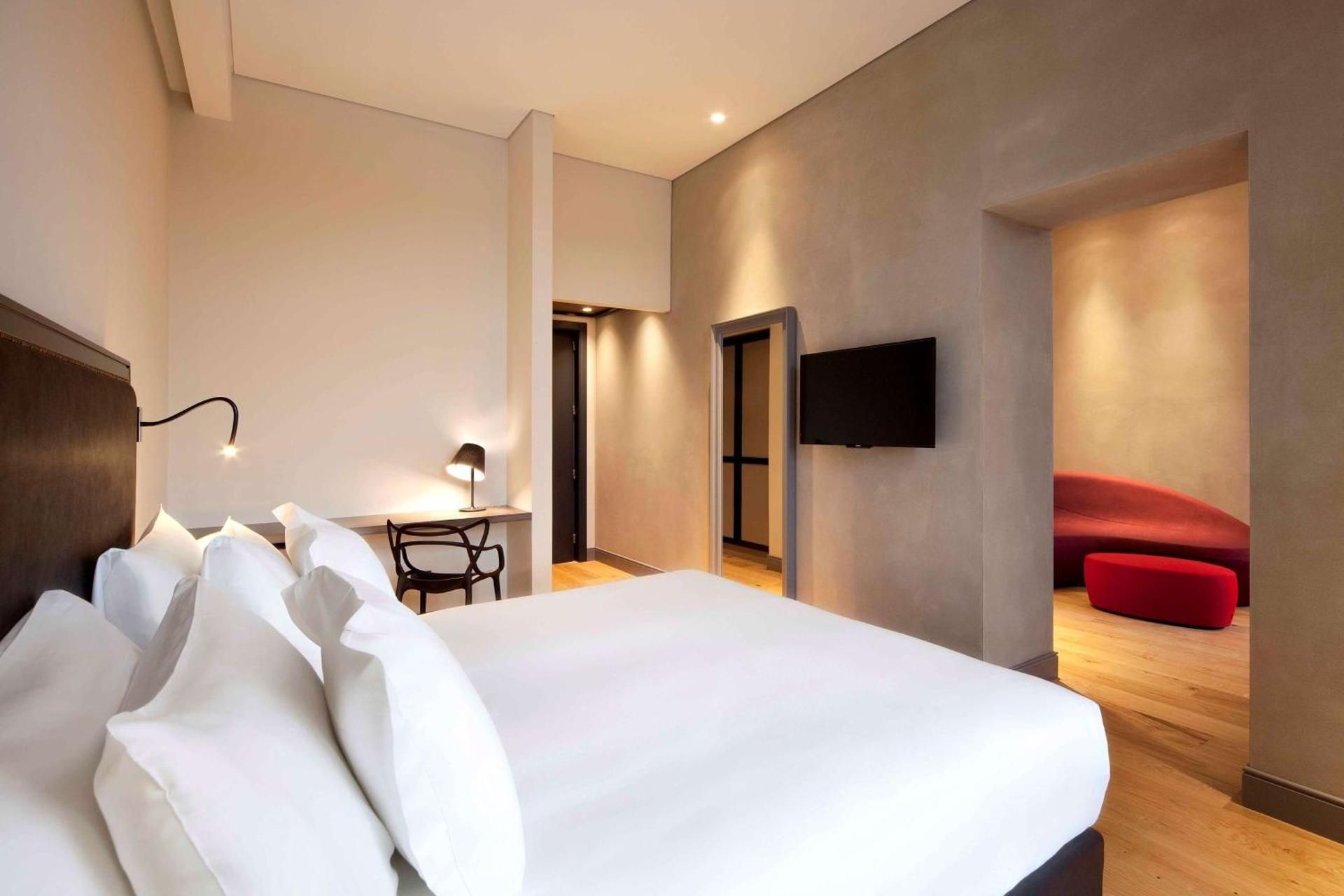 Suite with City View