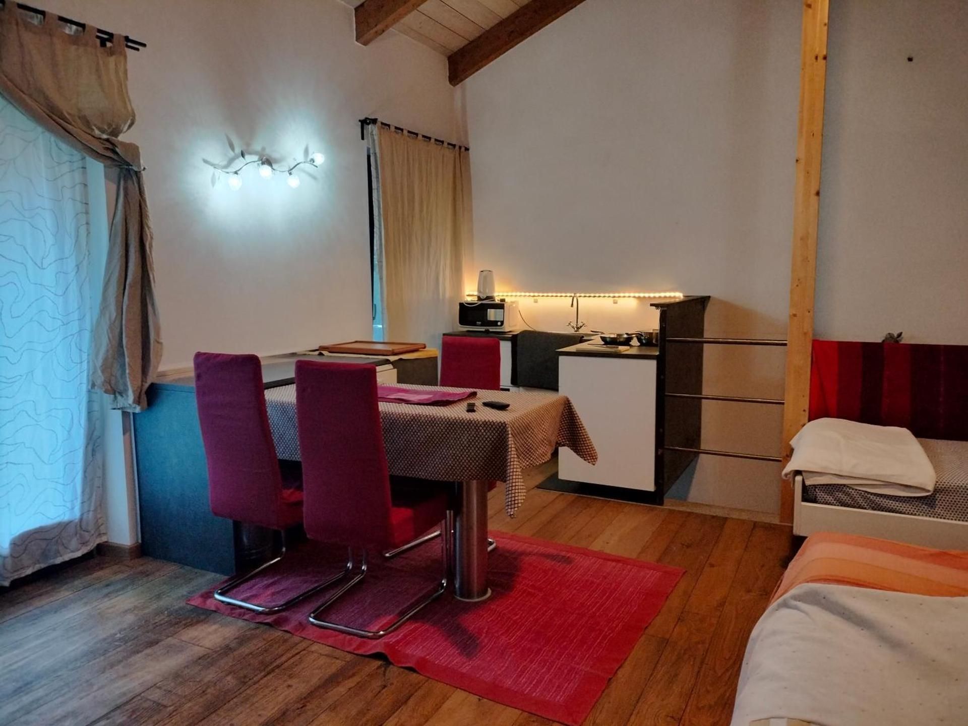 One-Bedroom Premier Apartment