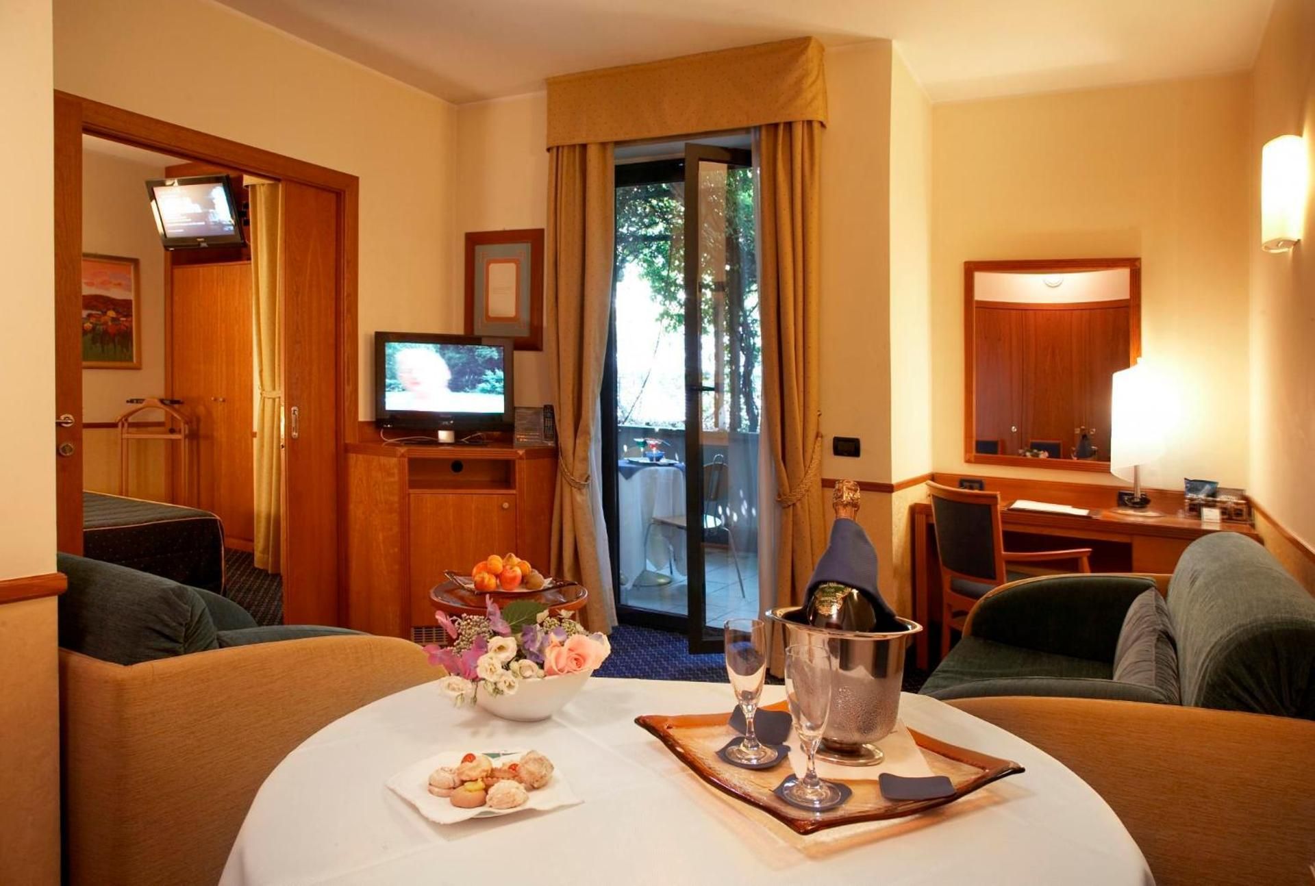 Junior Suite (4 Adults)