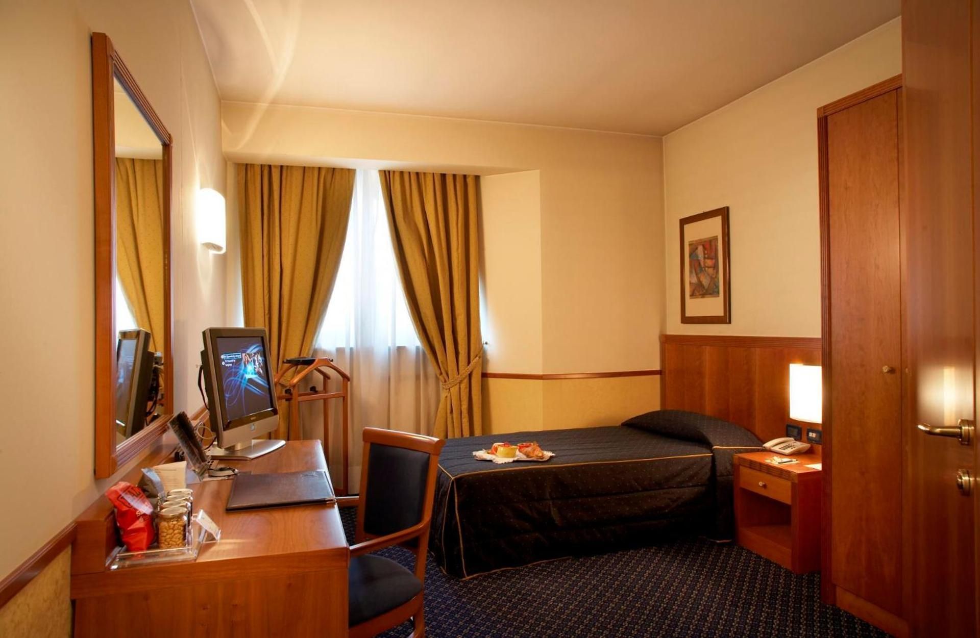 Small Double Room