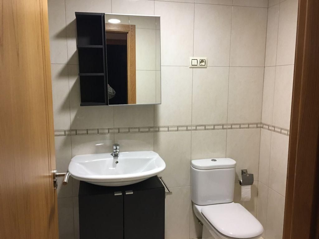 Apartamento-Familiar-Baño en la habitacion-Vista a la Ciudad