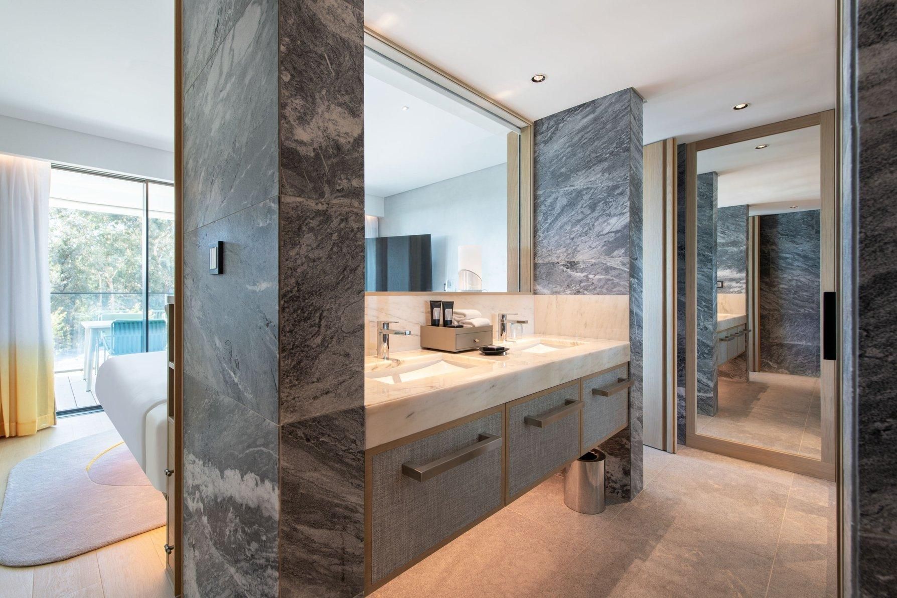 Marvelous 3 Bedrooms, 3 Bedroom Residence, Bedroom 1: 1 King, Bedroom 2: Queen, Bedroom 3: Queen