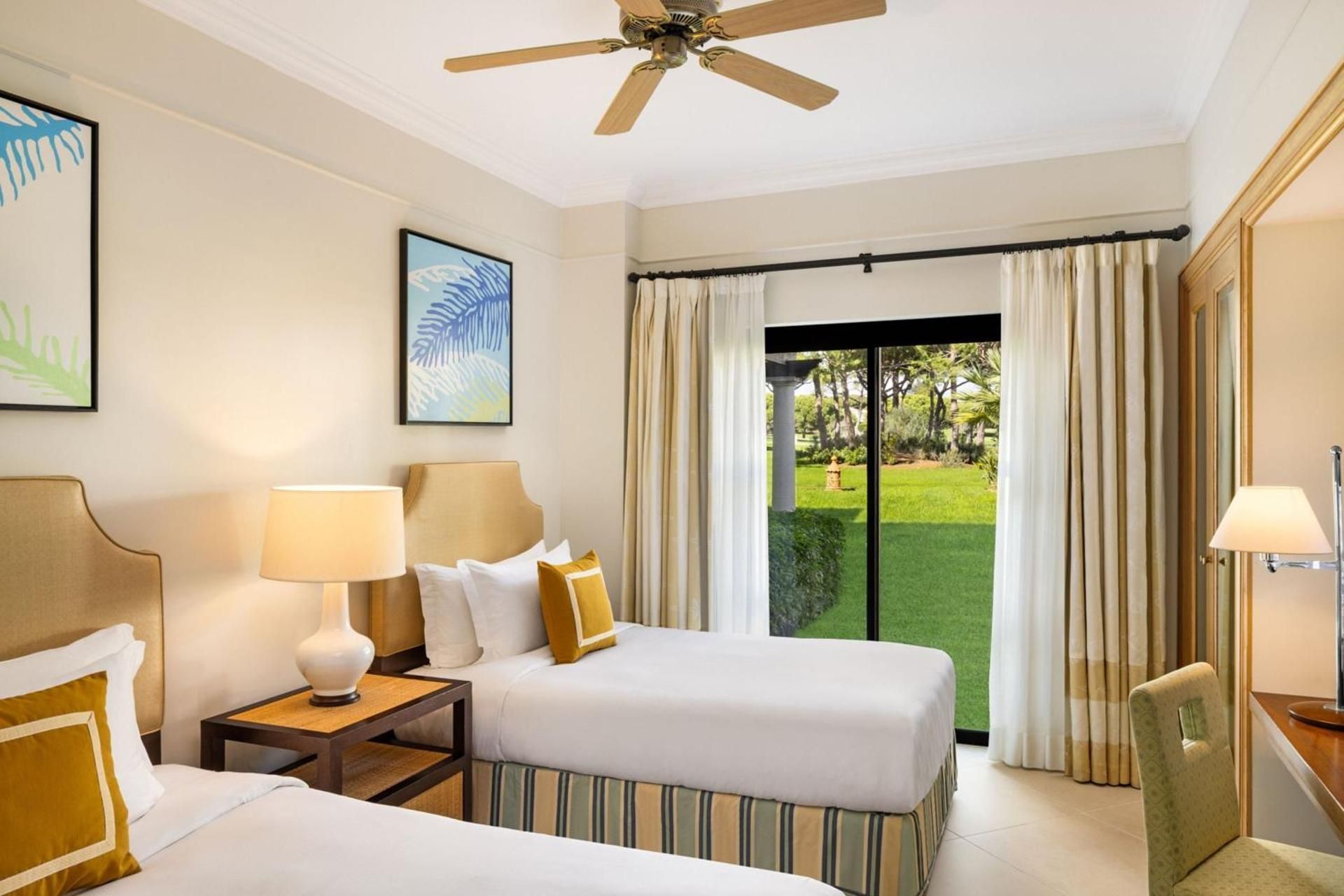 2 Bedroom Residence, Bedroom 1: 1 Double, Bedroom 2: 2 Twin, Sofa Bed, Garden Access