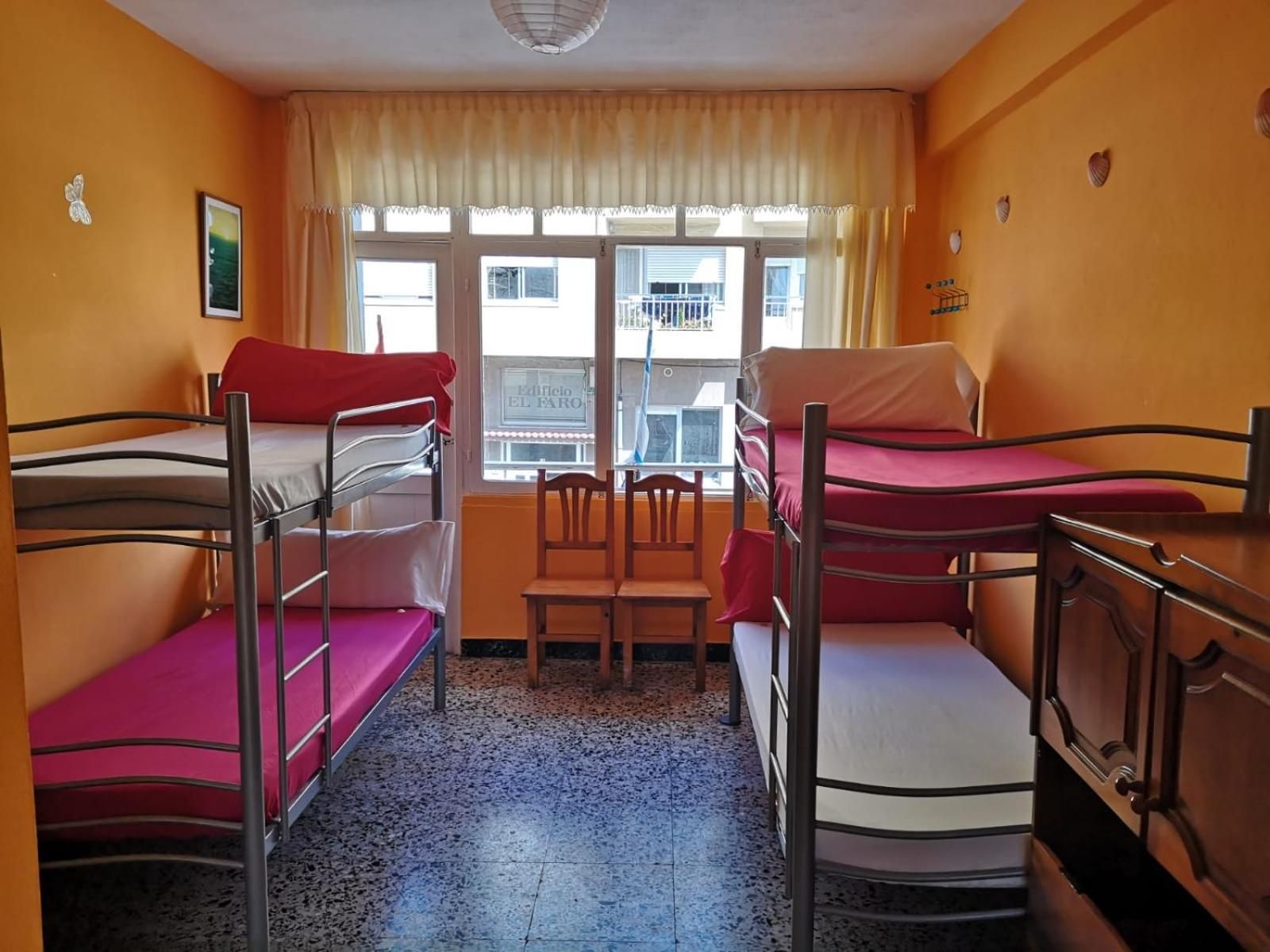 8-Bed Mixed Dormitory Room