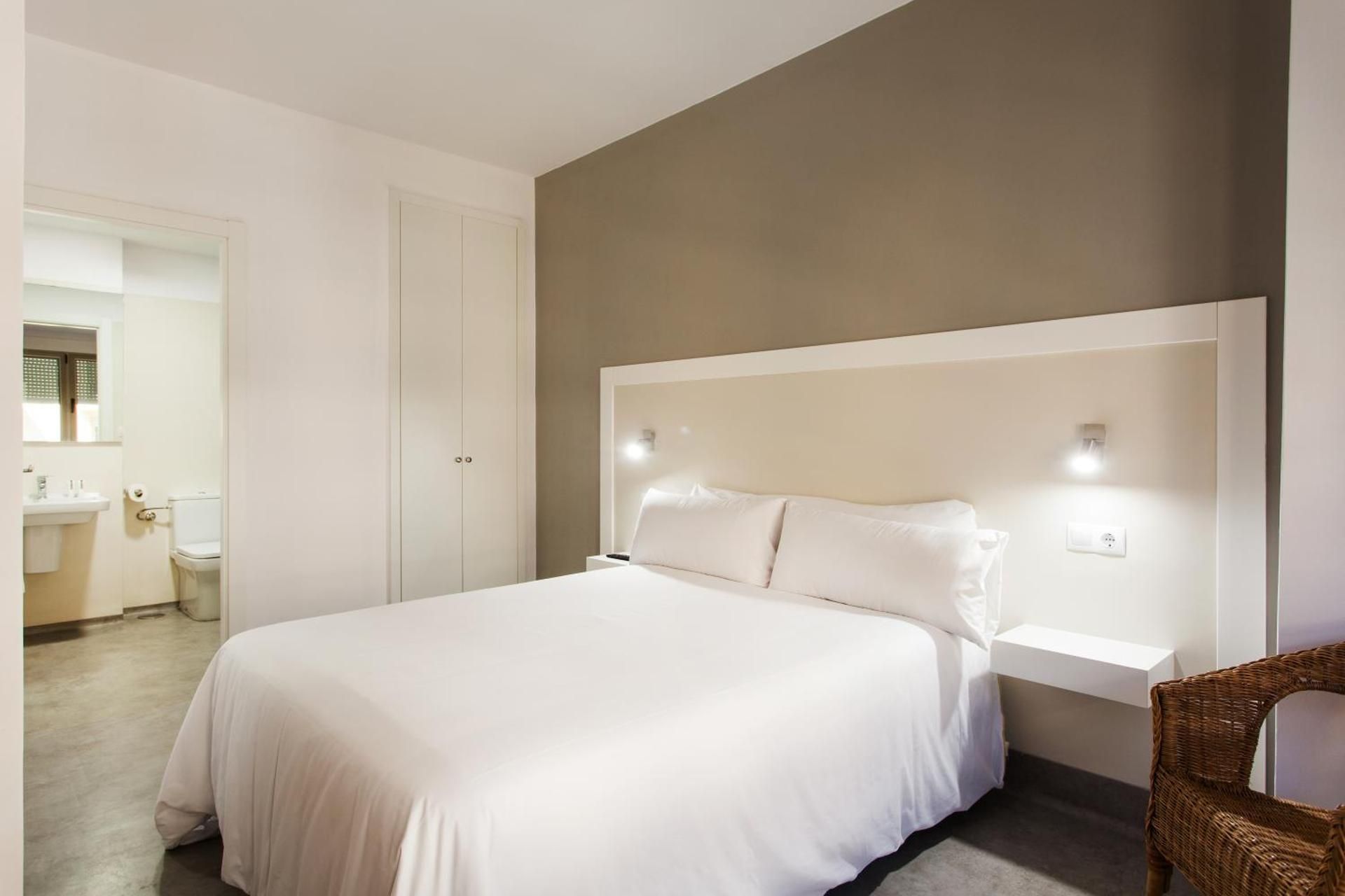 Economy Double or Twin Room