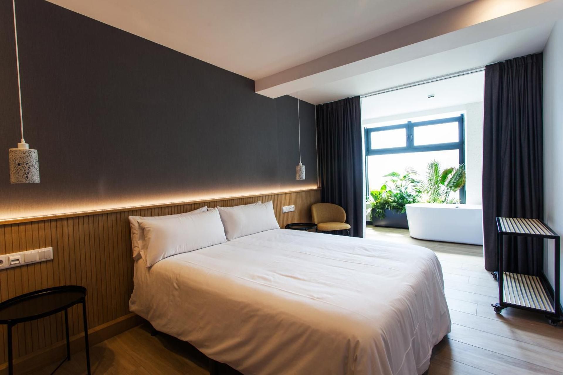 Premium Double Room with Bath Exenta
