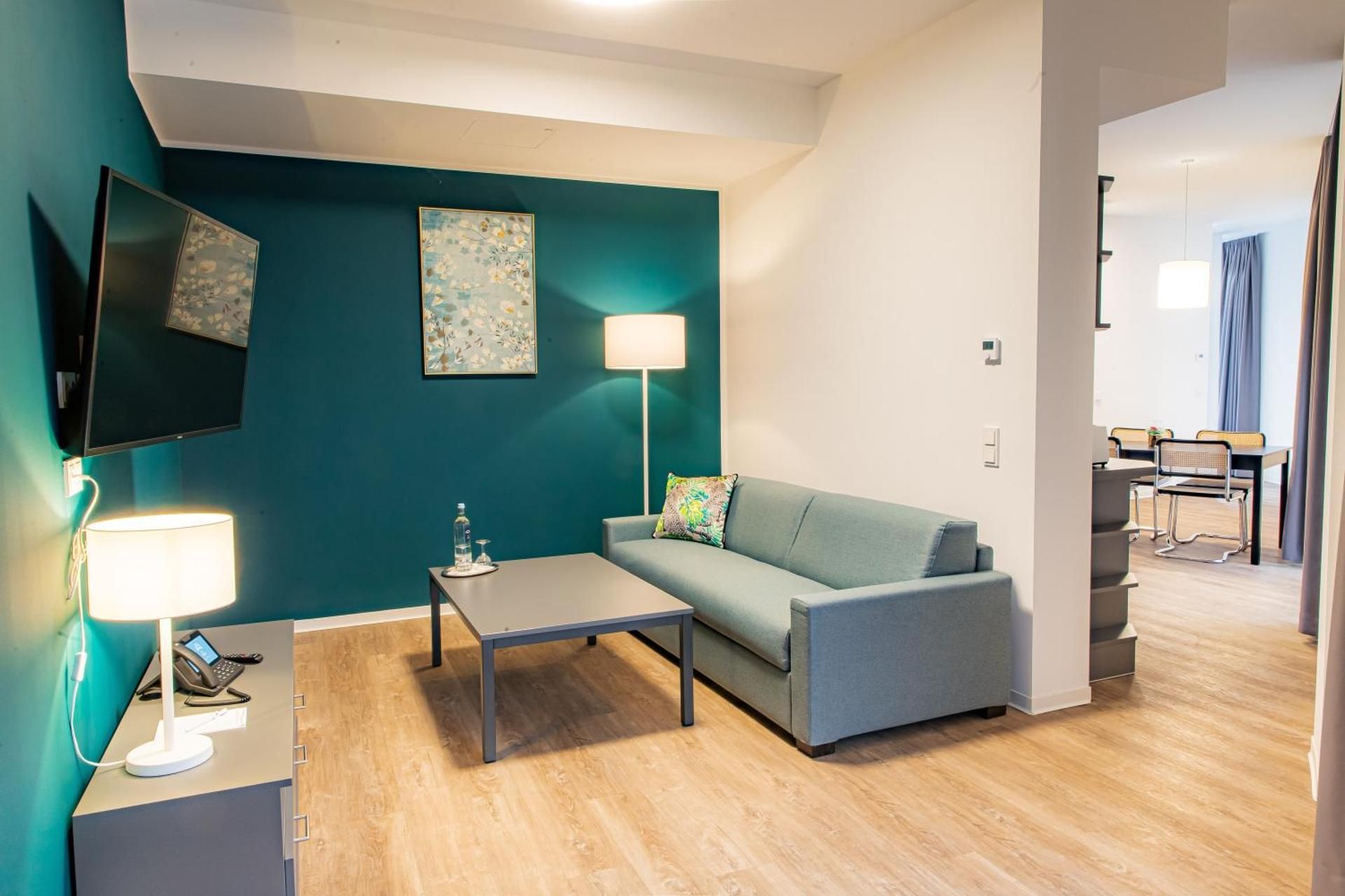 Deluxe Suite