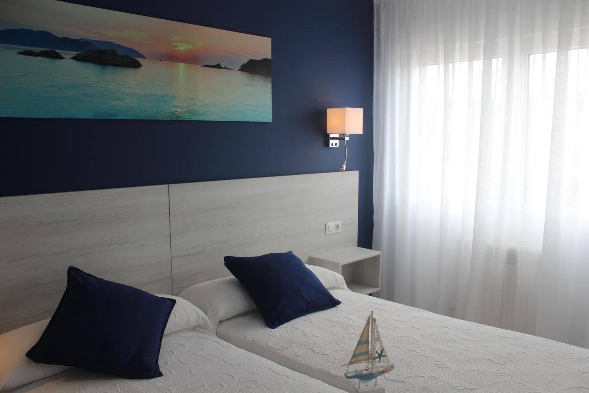 Standard Twin Room with Sea View