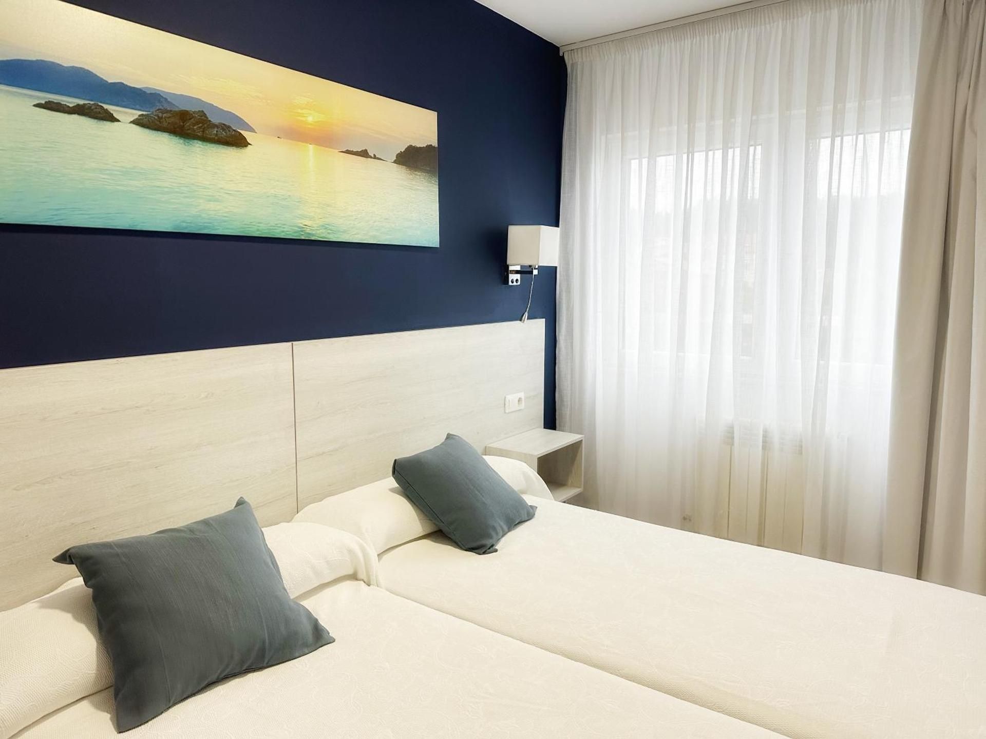 Standard Twin Room with Sea View