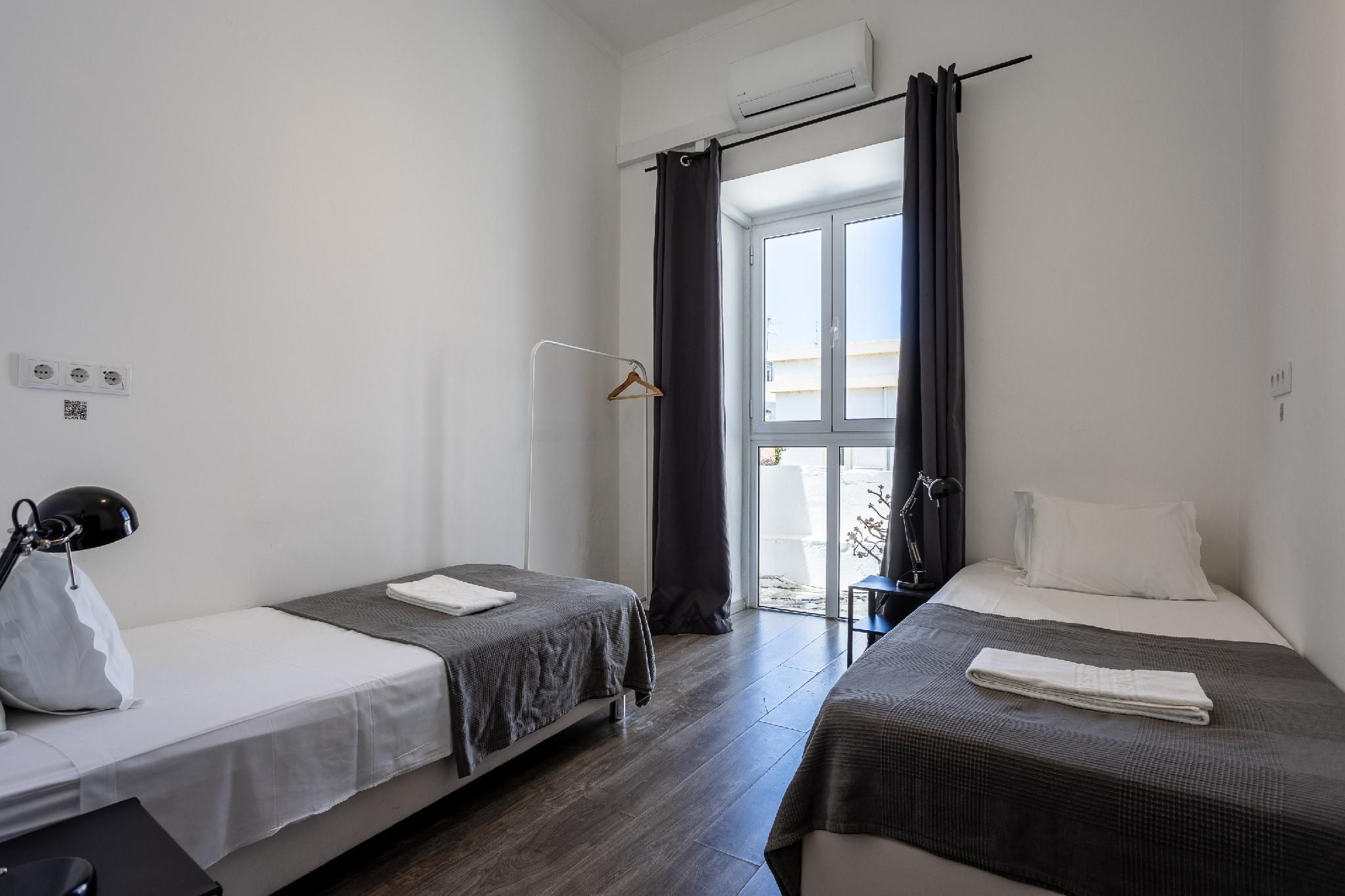 Twin Room with Shared Bathroom