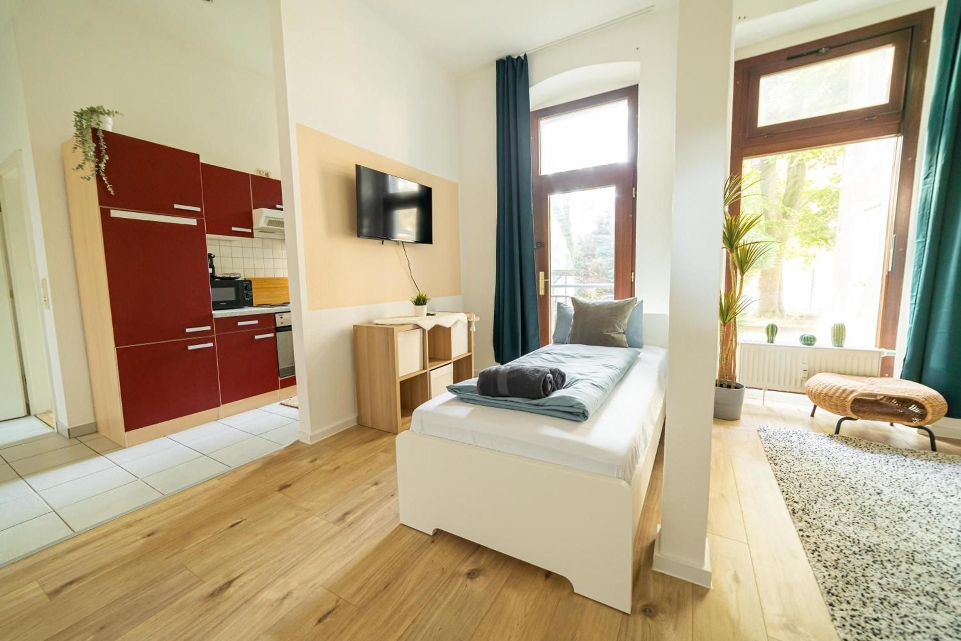 Studio Apartment