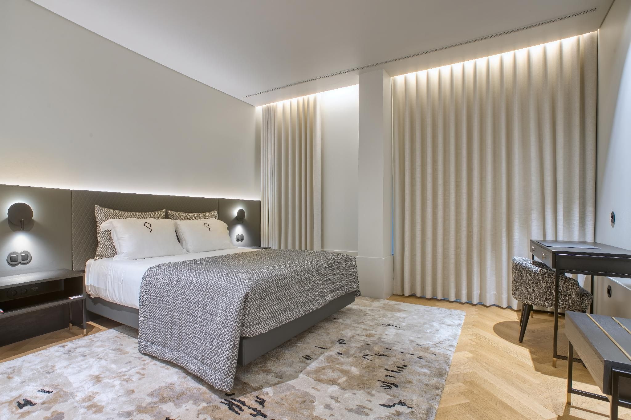 Palatial Suites Junior Suite without View