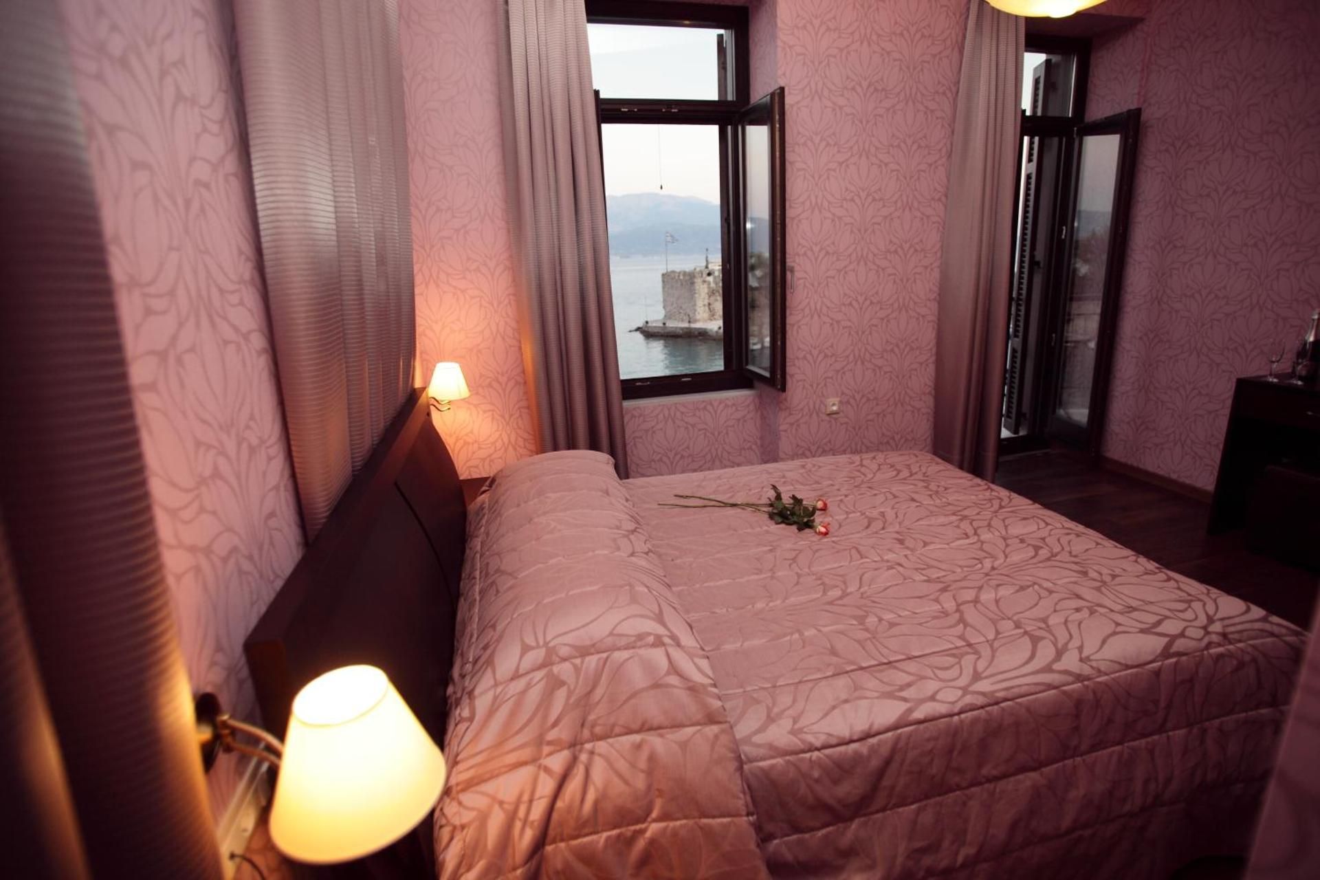 Double Room with Balcony and Sea View