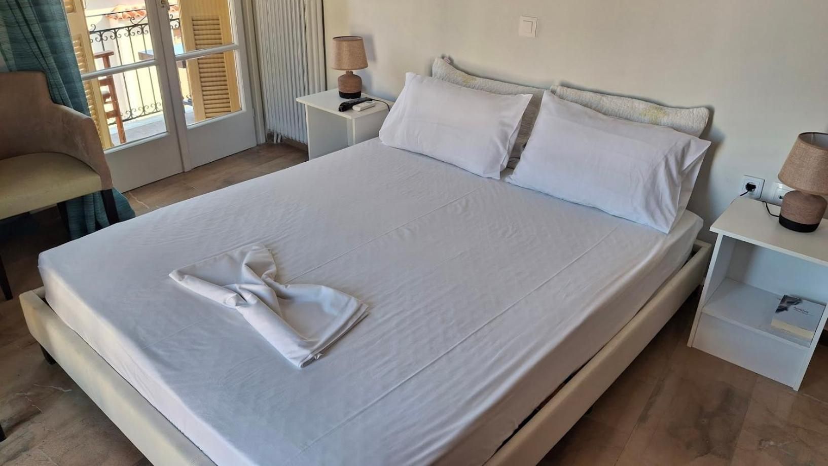 Two-Bedroom Apartment with Sea View