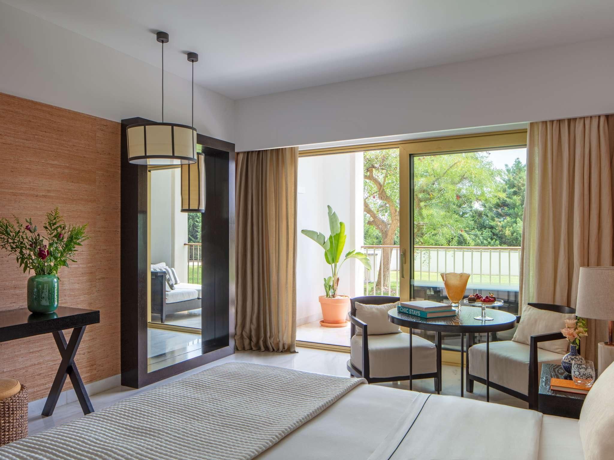 Victoria Golf Resort and Spa Managed by Accor Deluxe 1 King 40Sqm With Balcony