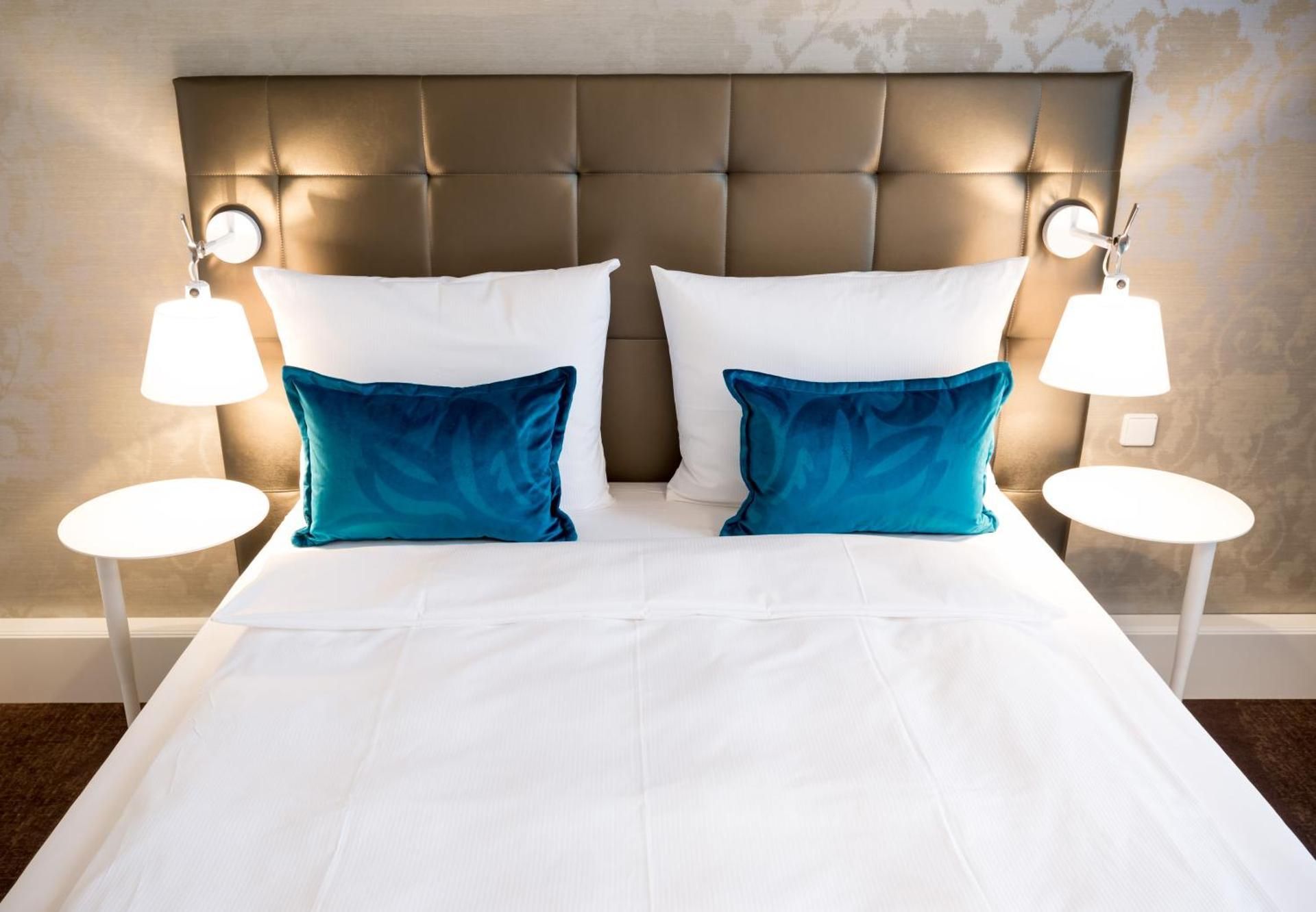 Superior Room with Queen Size Bed 
