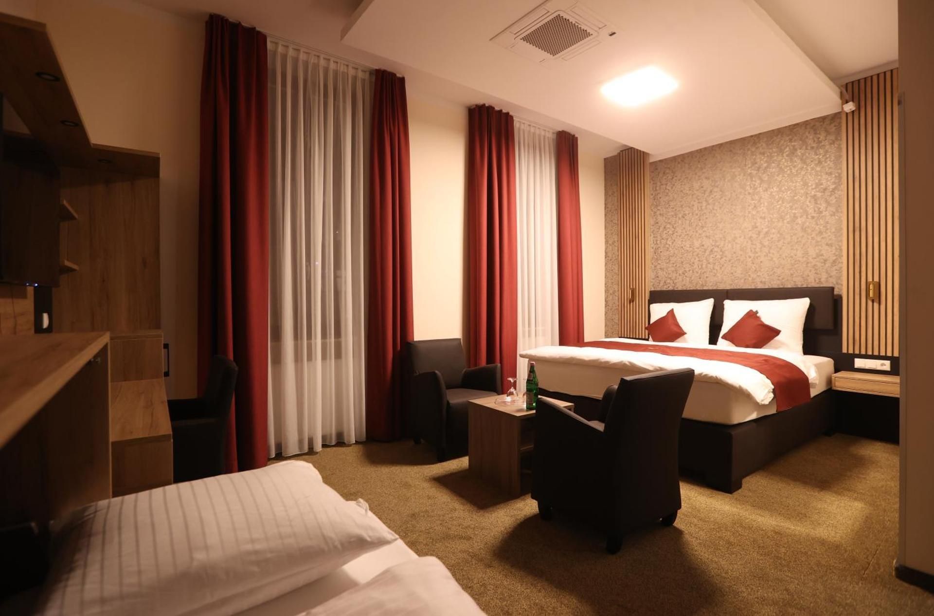 Deluxe Triple Room
