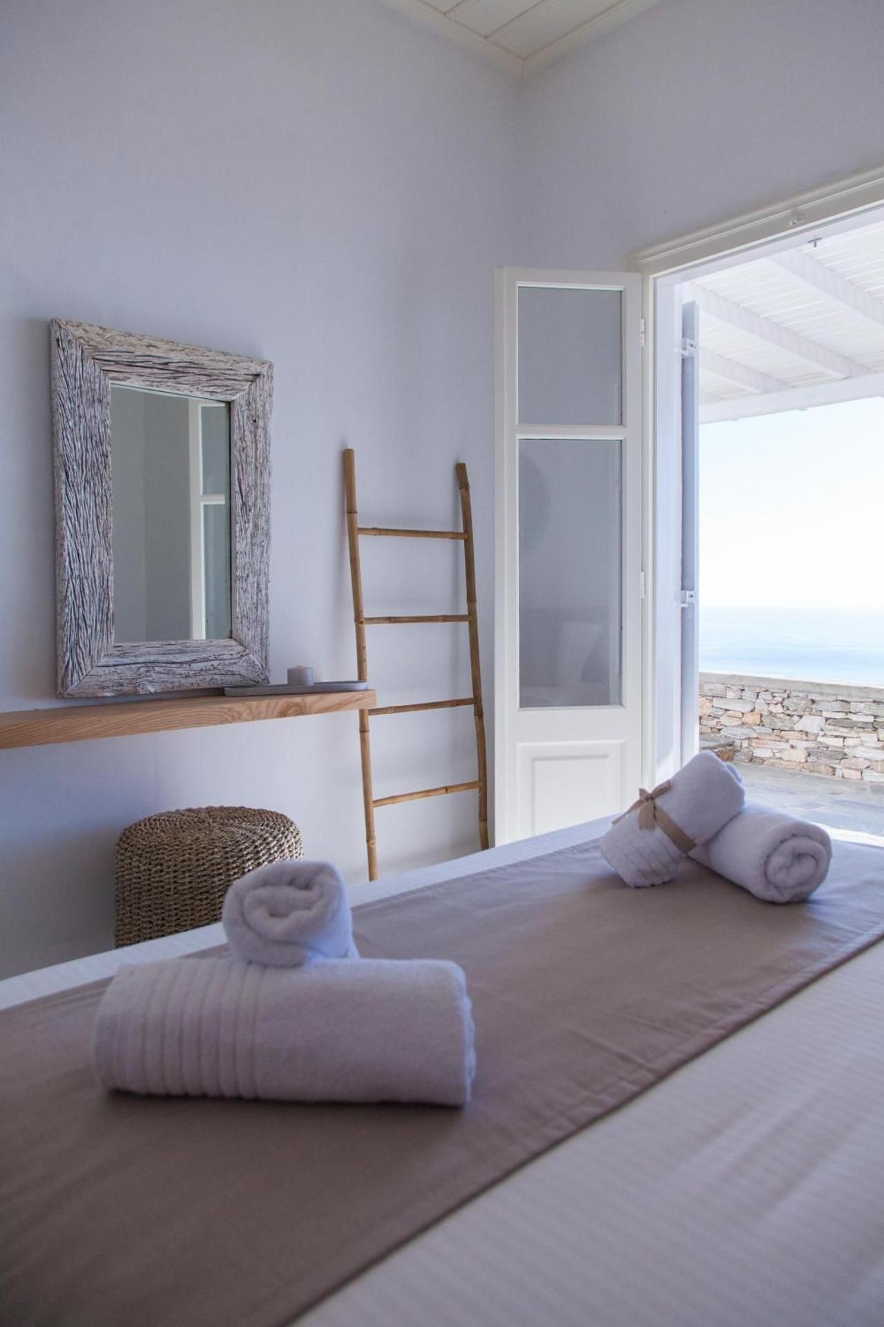 One-Bedroom Apartment (3 Adults)