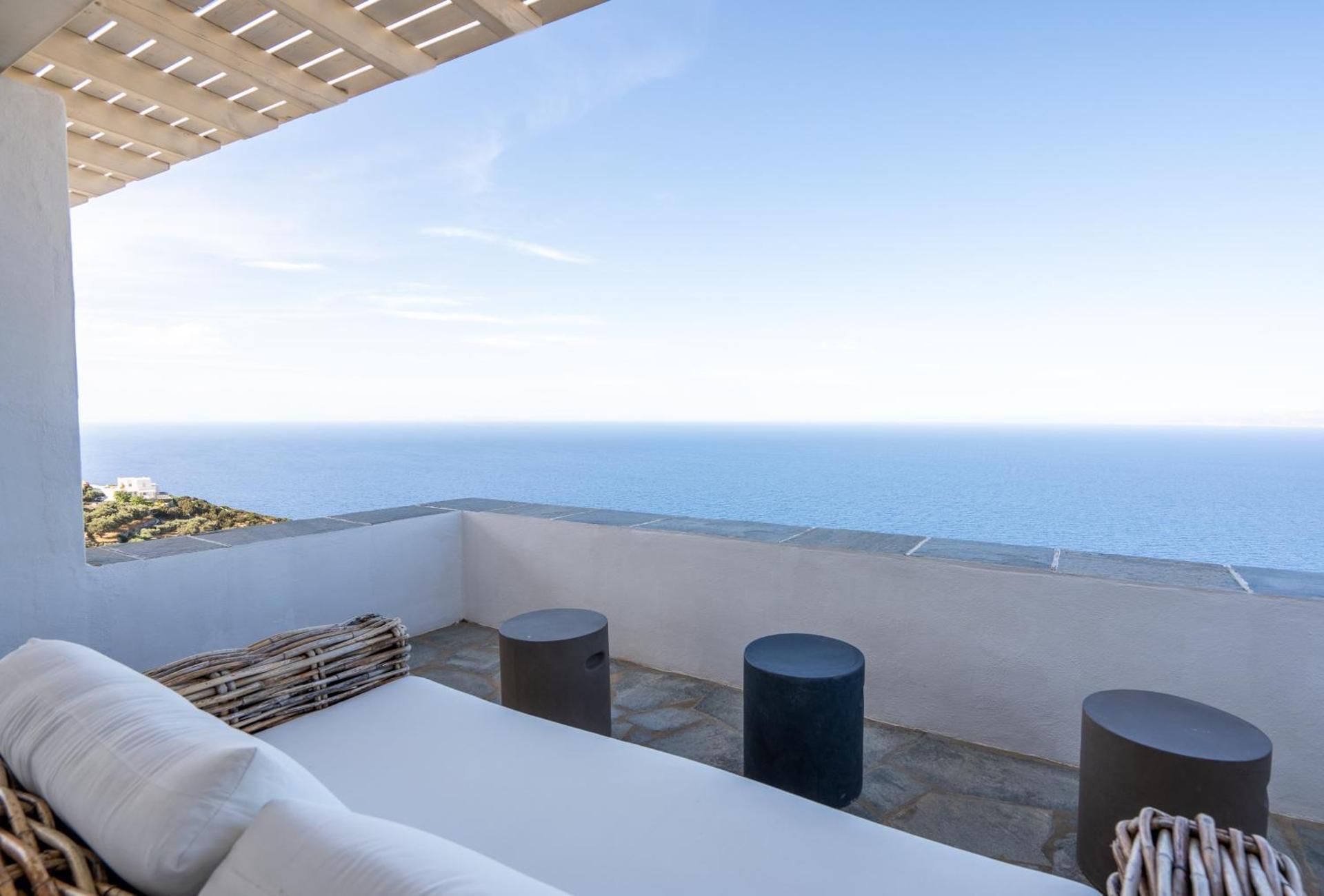 One-Bedroom Apartment with Sea View
