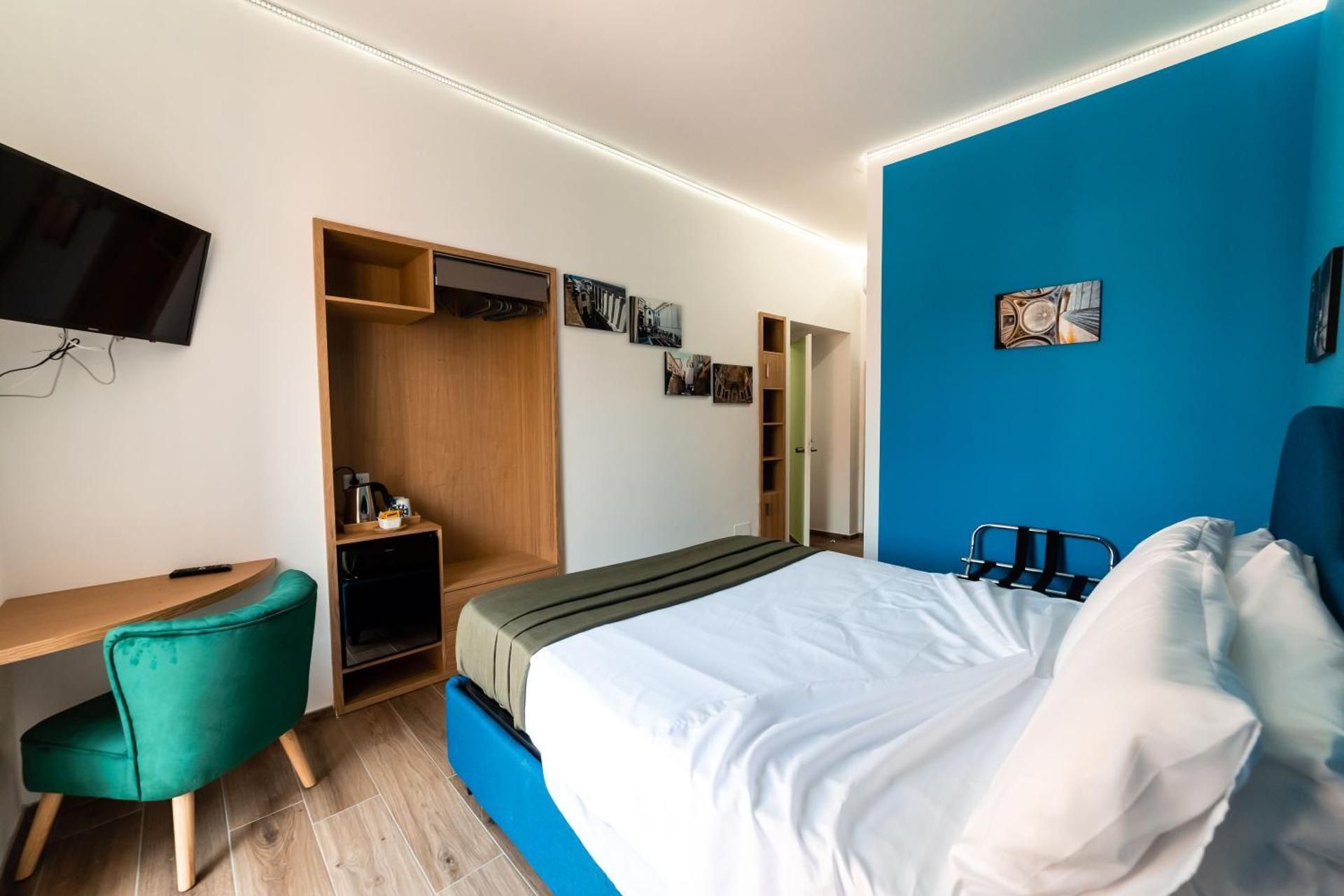 Standard King Room