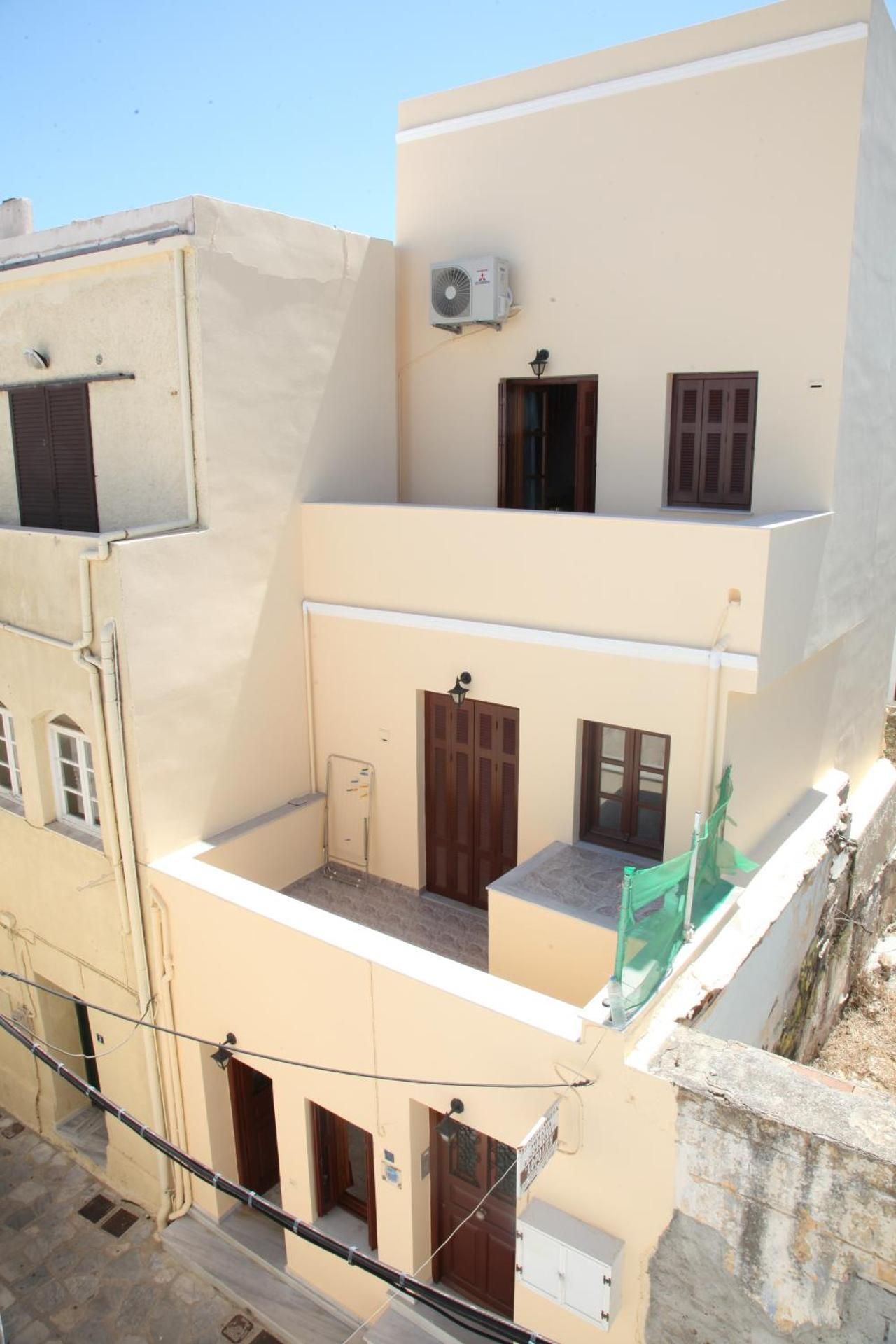 Afroditi Syros