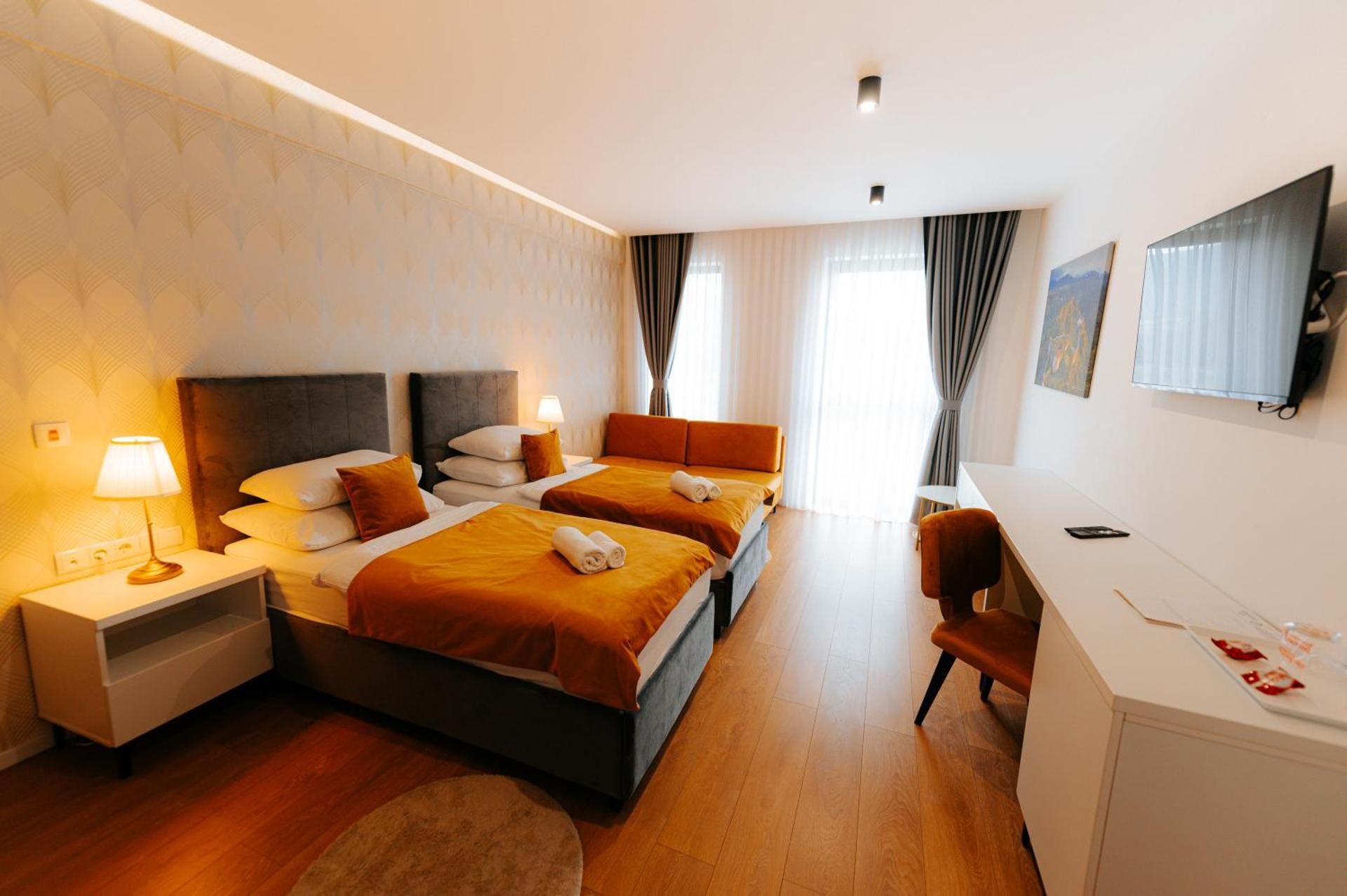 Large Twin Room