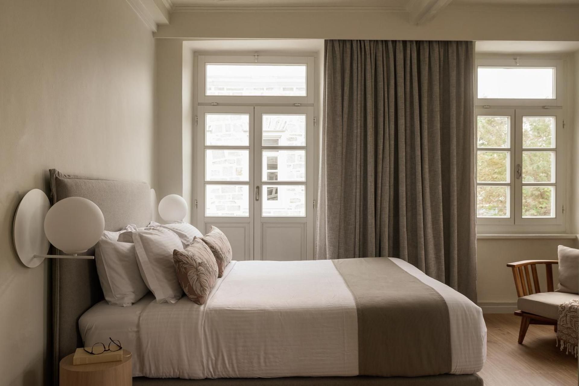 Honeymoon Suite with Balcony