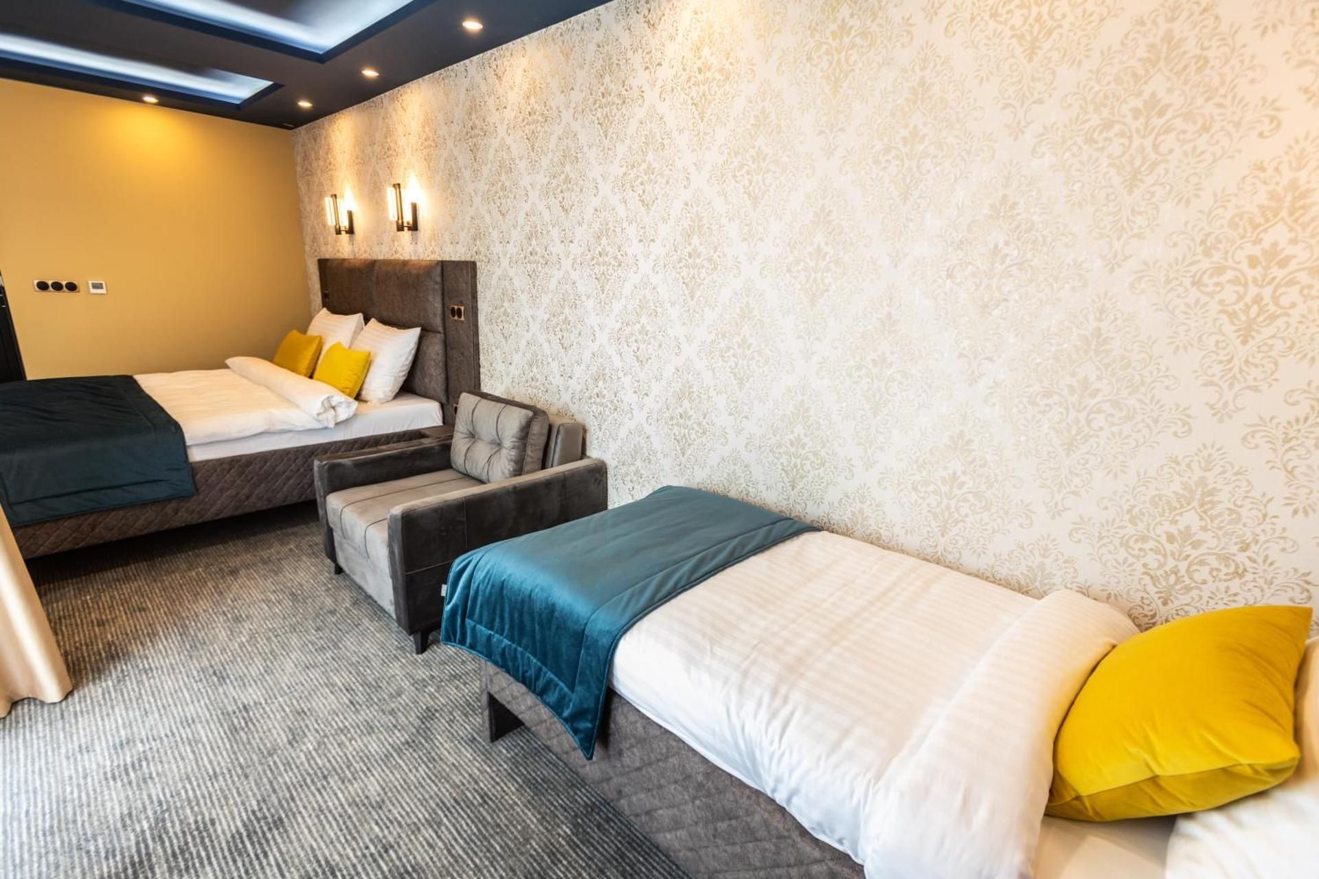 Triple Room with Balcony