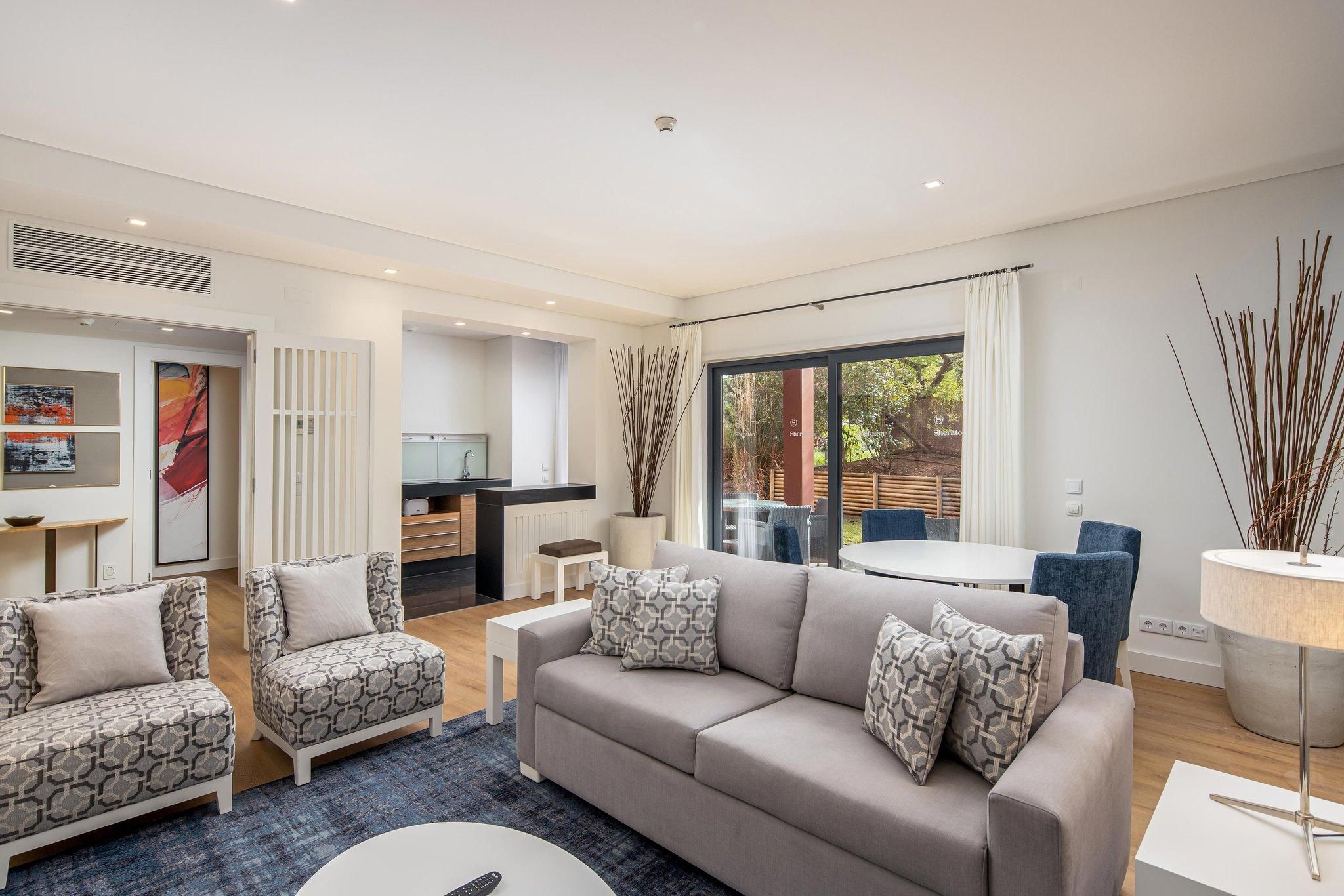 Premium Deluxe Suite, 1 Bedroom Suite, 1 Queen, Sofa Bed, Resort View