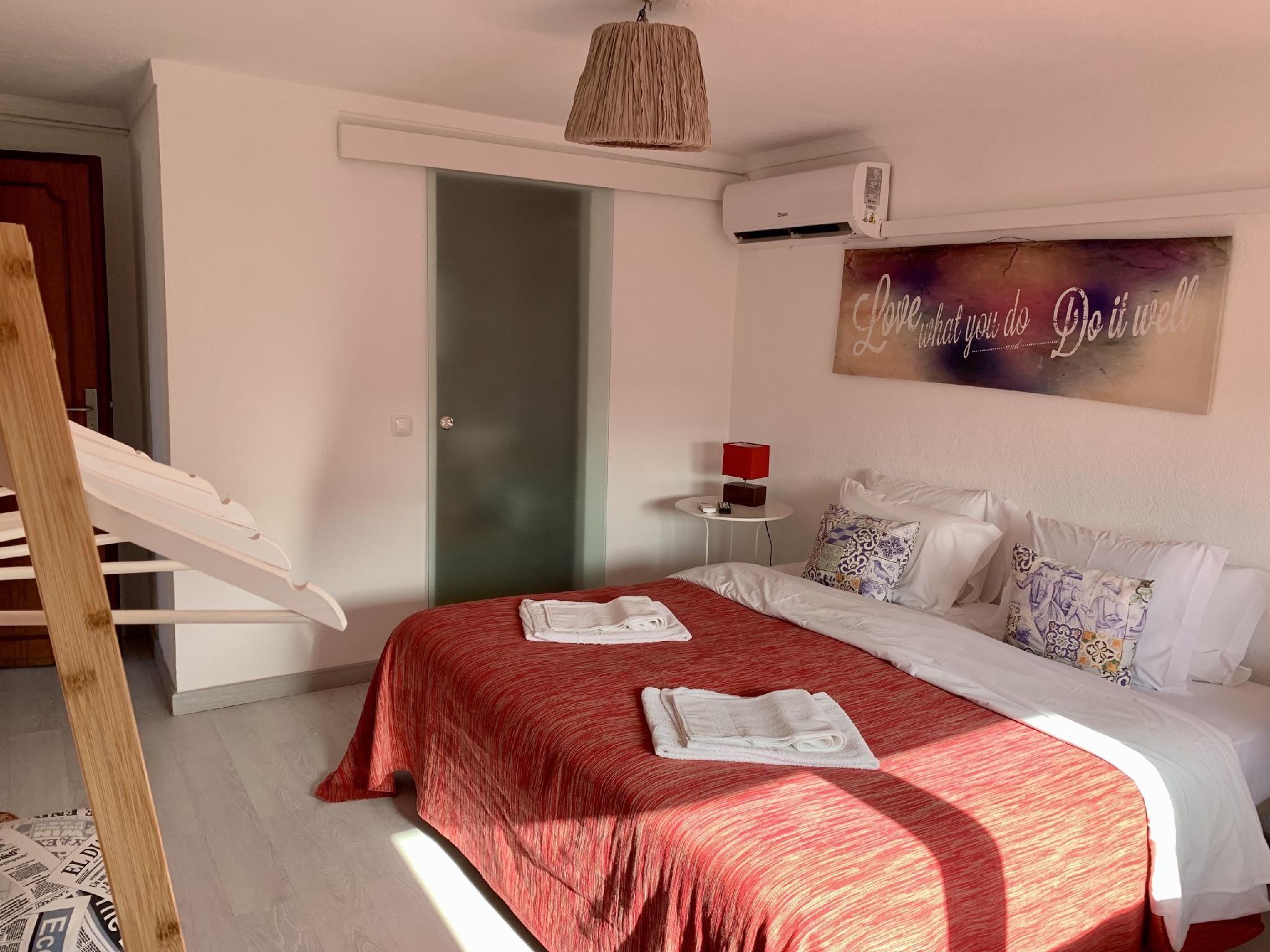 Quarto de família-ampla-Casa de banho privada-Estoril room