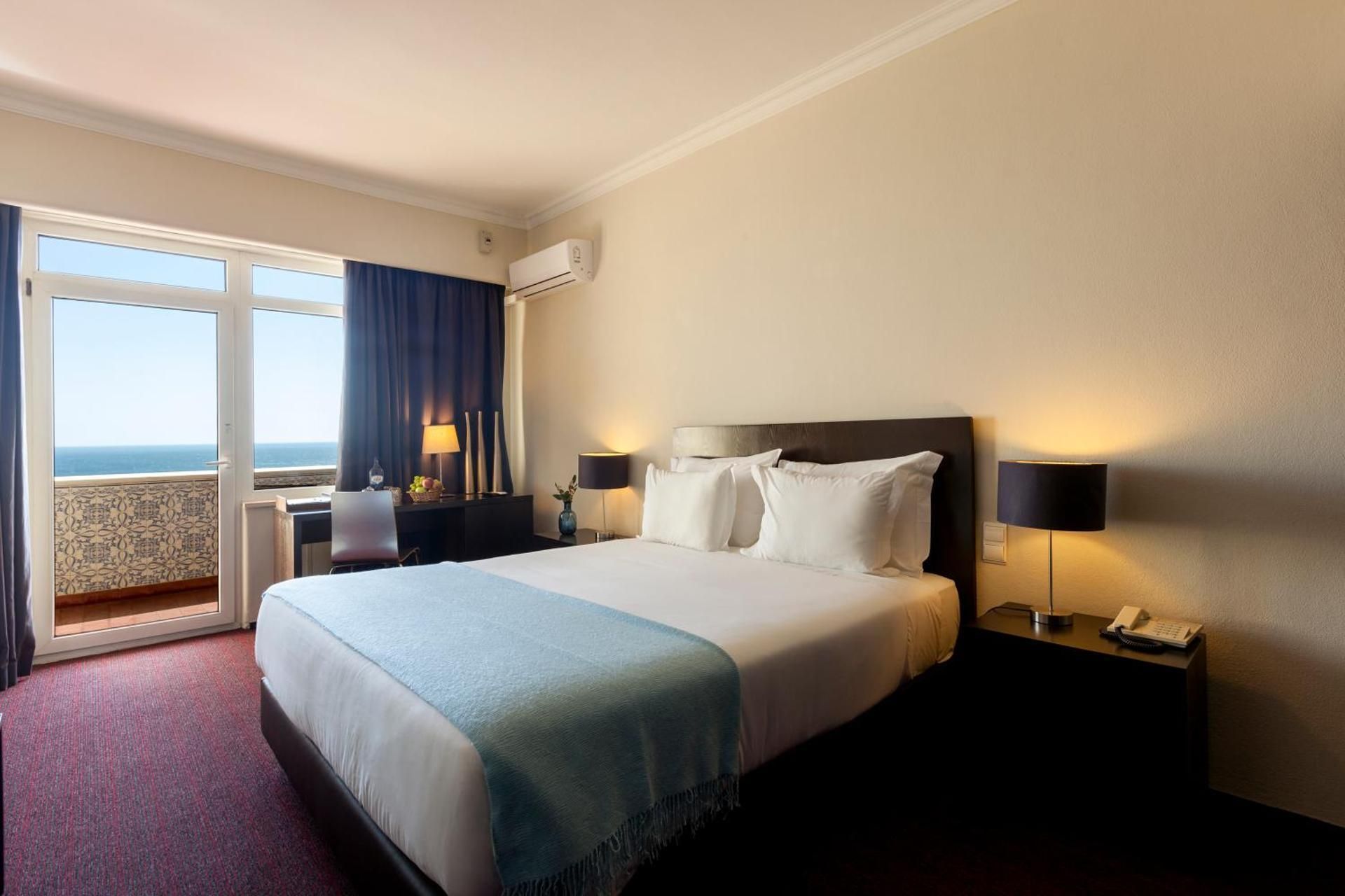 Superior Double Room with Sea View and Balcony