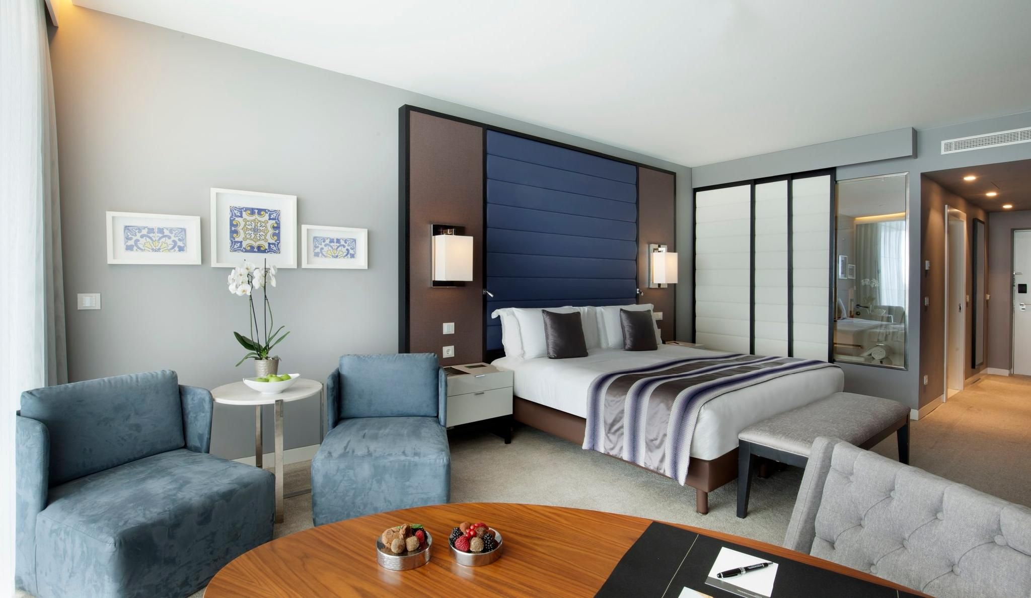 InterContinental Estoril By IHG 1 King Junior Suite Ocean View