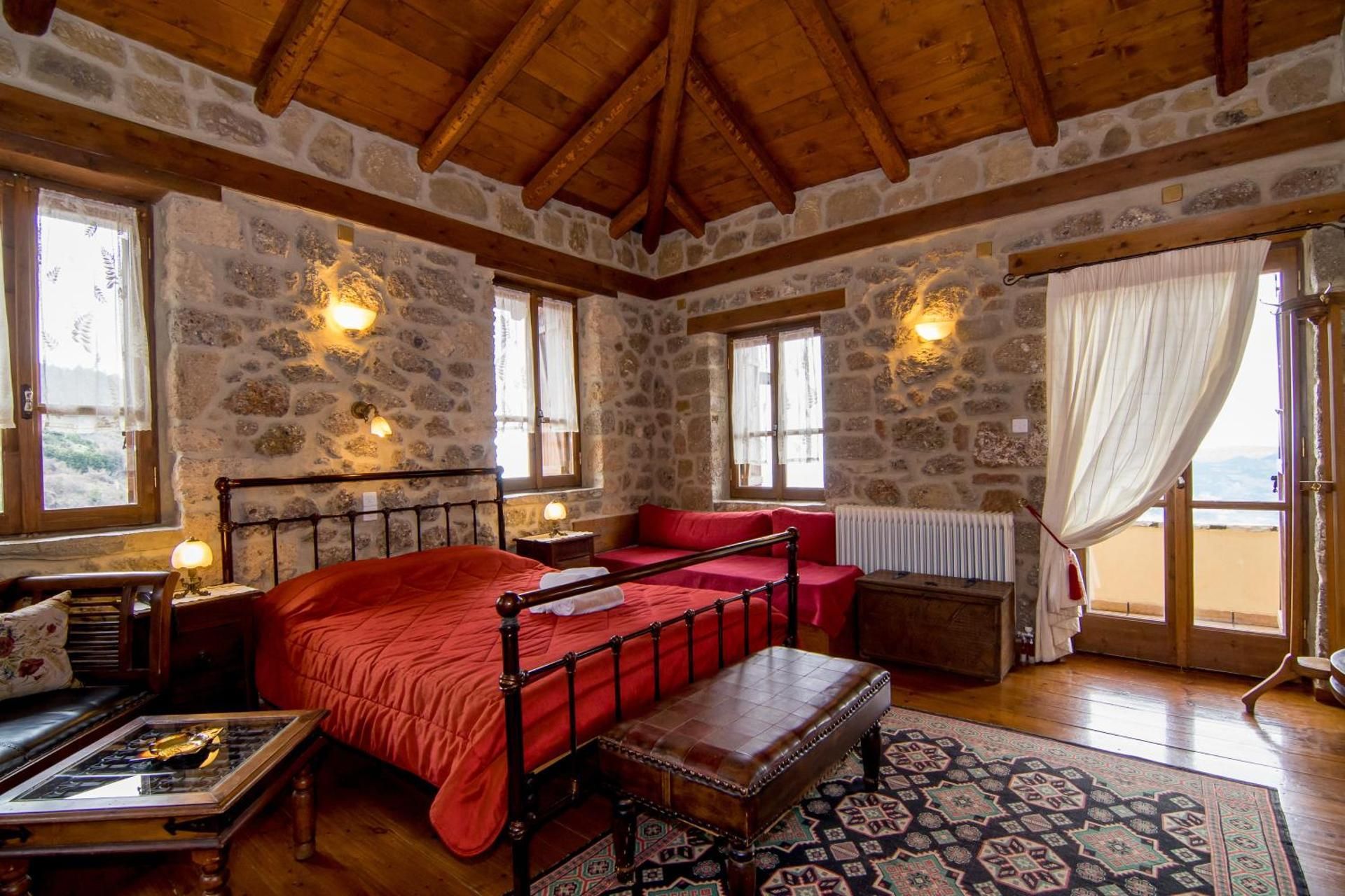 Pigi Tarlampa Hotel Luxury Suite