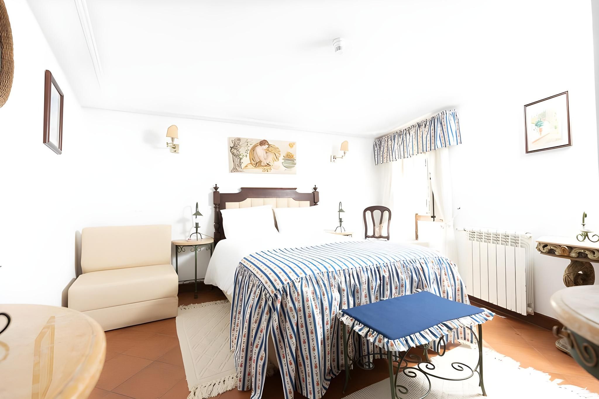 Casa de S. Thiago do Castelo Double Room 2