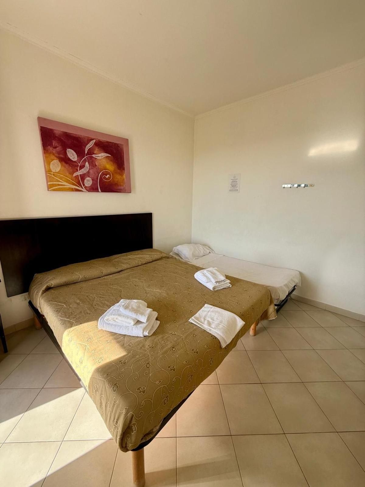 Comfort Triple Room