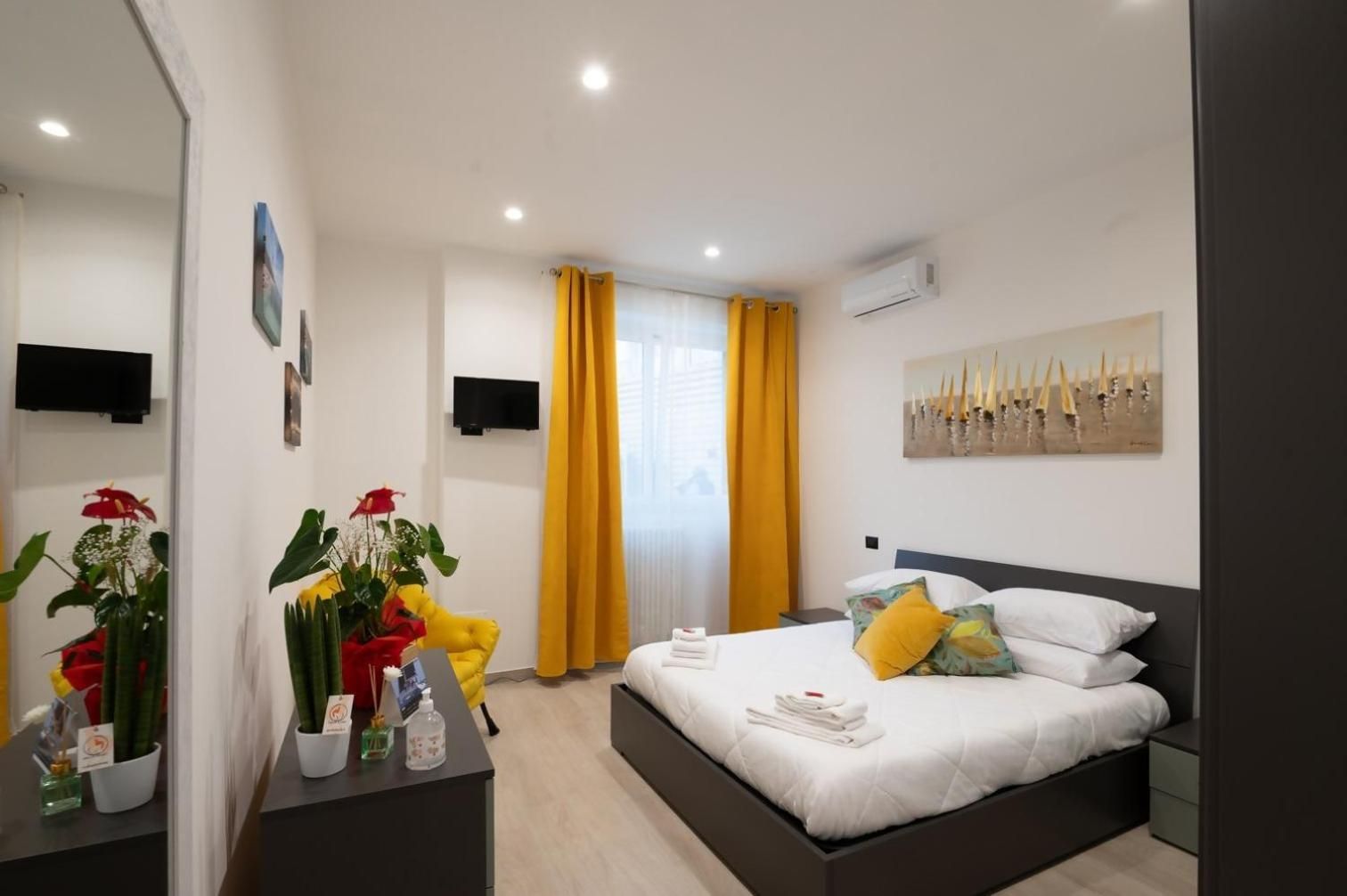 Large Double Room
