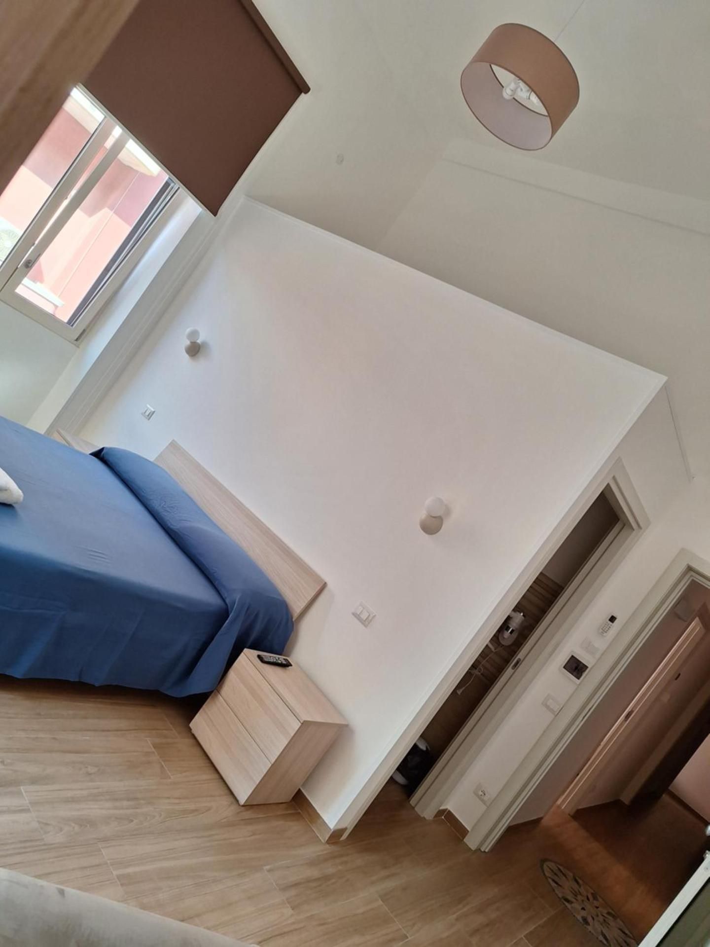 Deluxe Double Room (2 Adults + 1 Child)