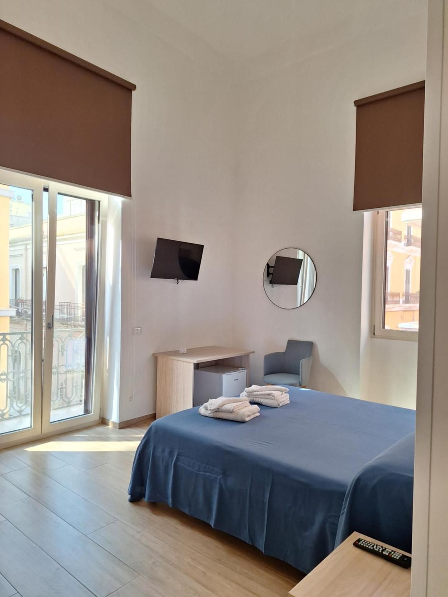 Deluxe Double Room (2 Adults + 1 Child)