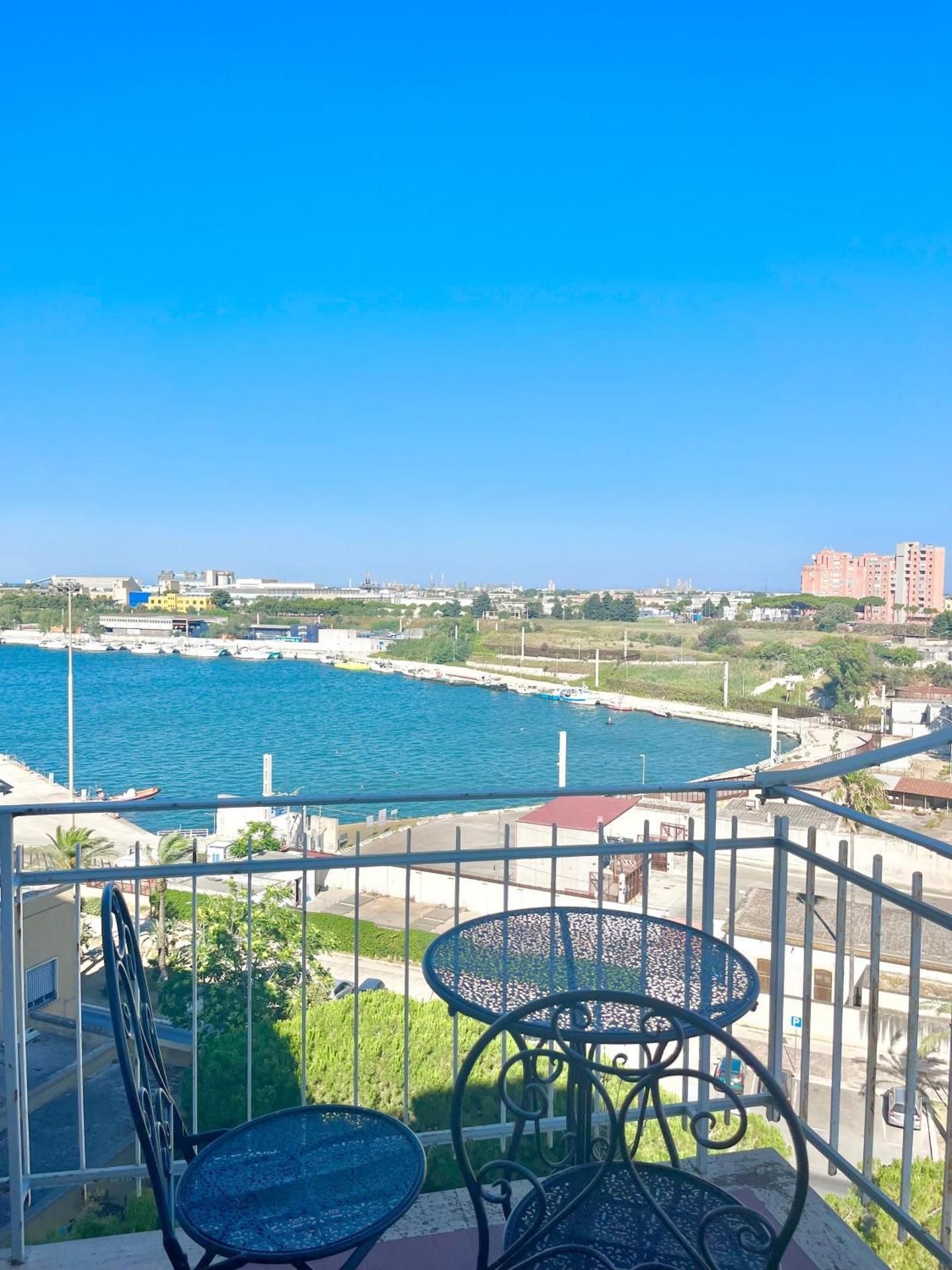 Deluxe Double Room with Balcony and Sea View