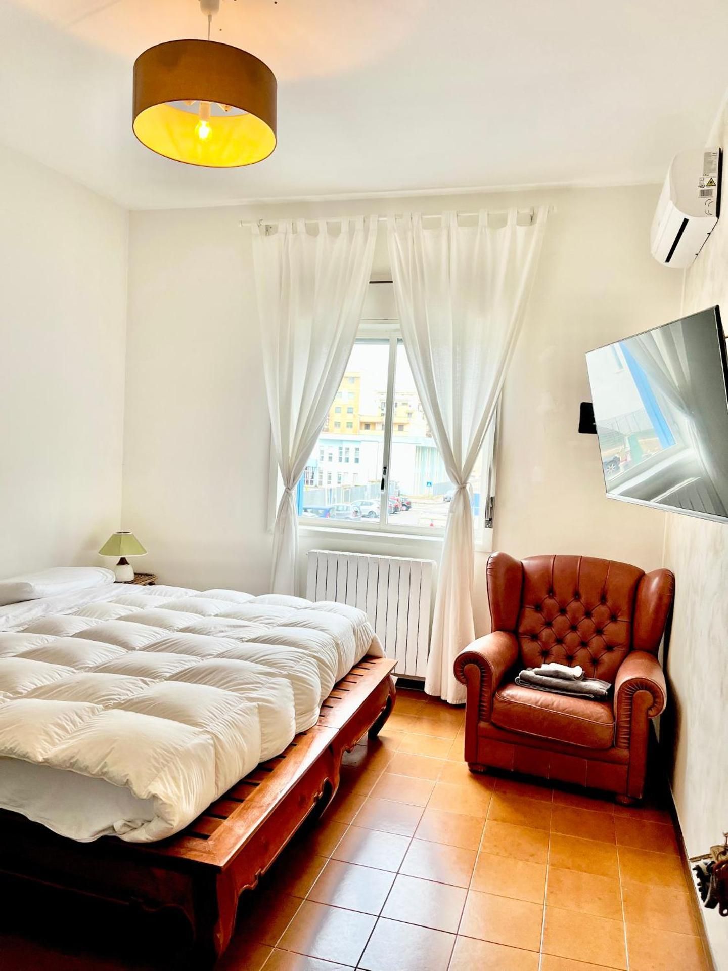 Double Room with Shared Bathroom