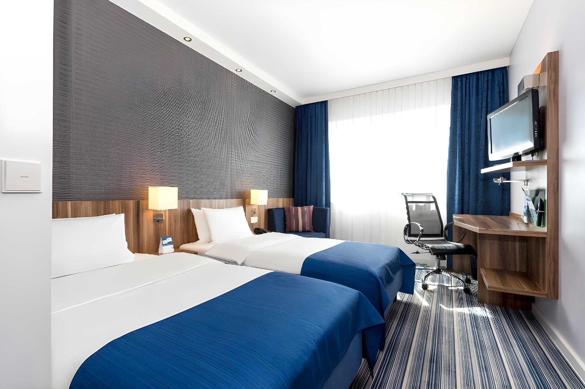 Holiday Inn Express Augsburg By IHG 2 Twin Beds Standard 2