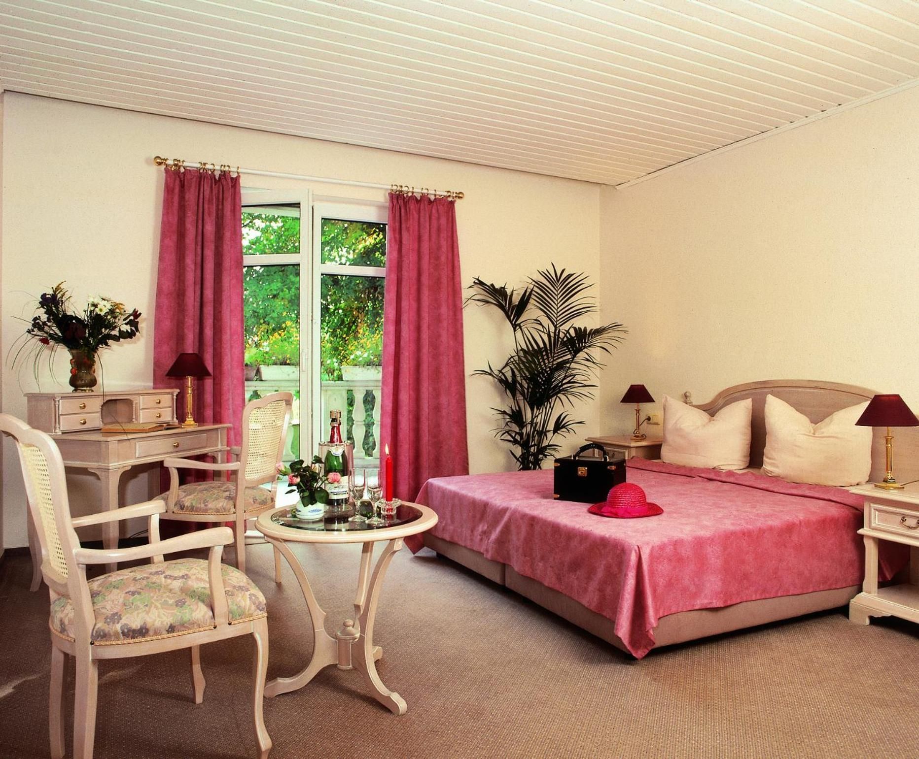 Double Room-Private Bathroom