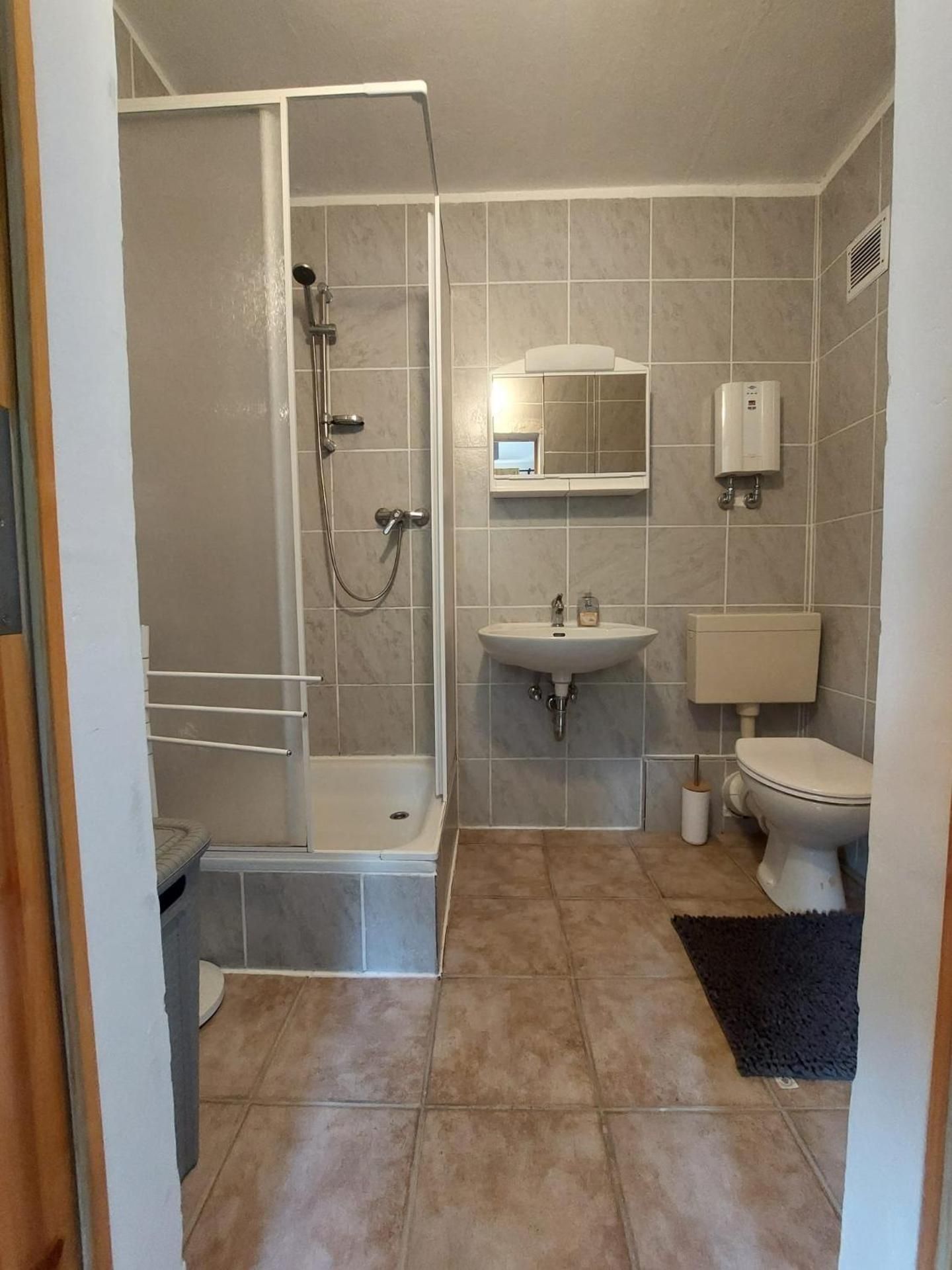 Double Room with Private Bathroom