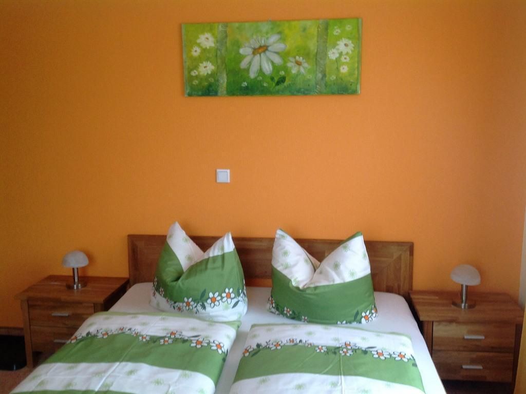 double room-ensuite with shower