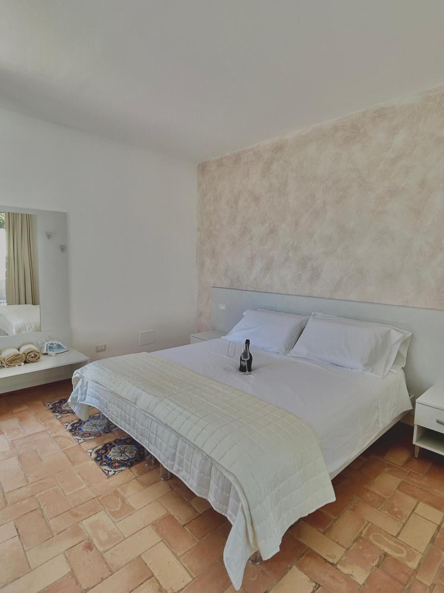 La Dependance Luxury Rooms