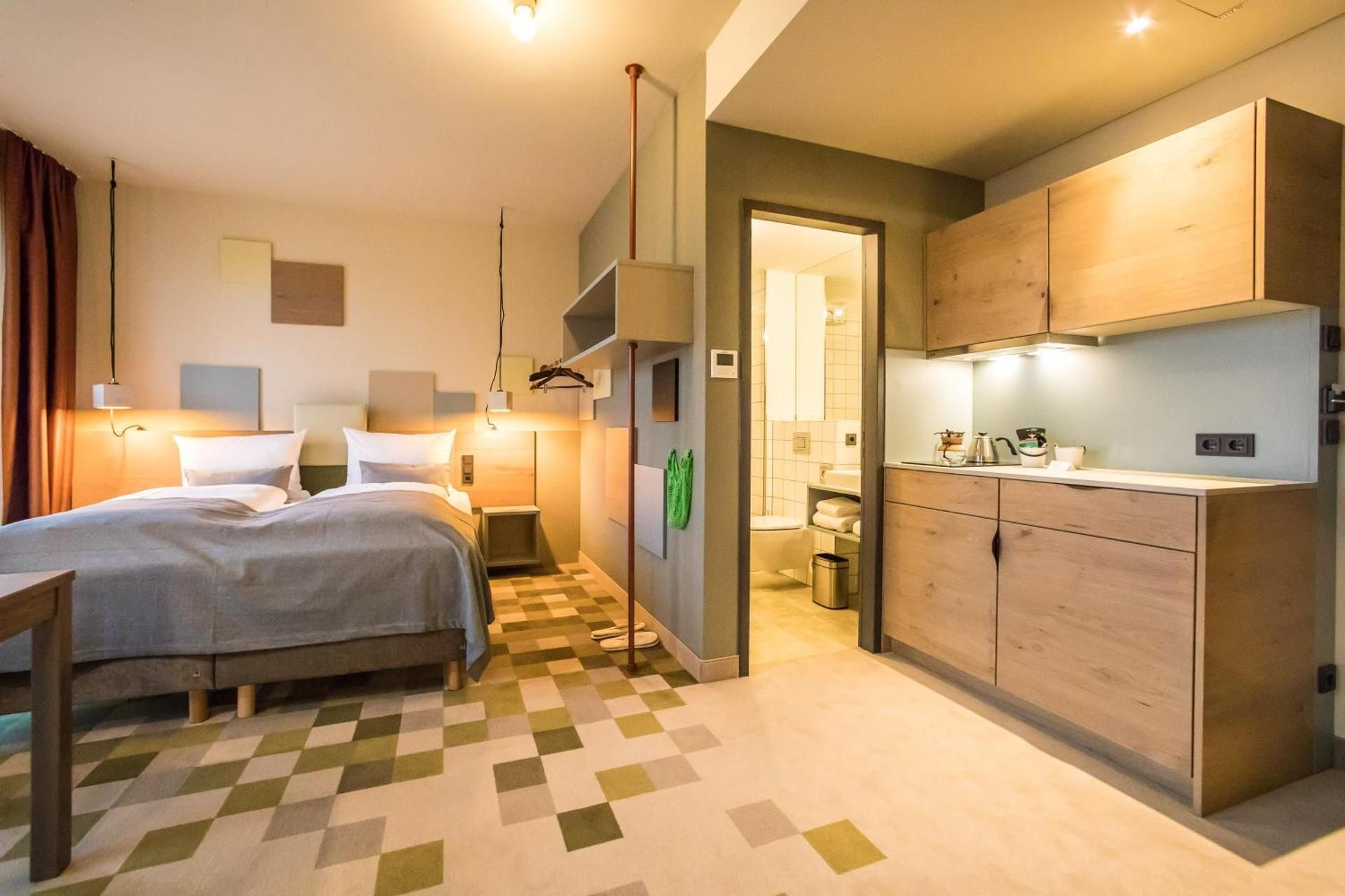 Hotel einsmehr