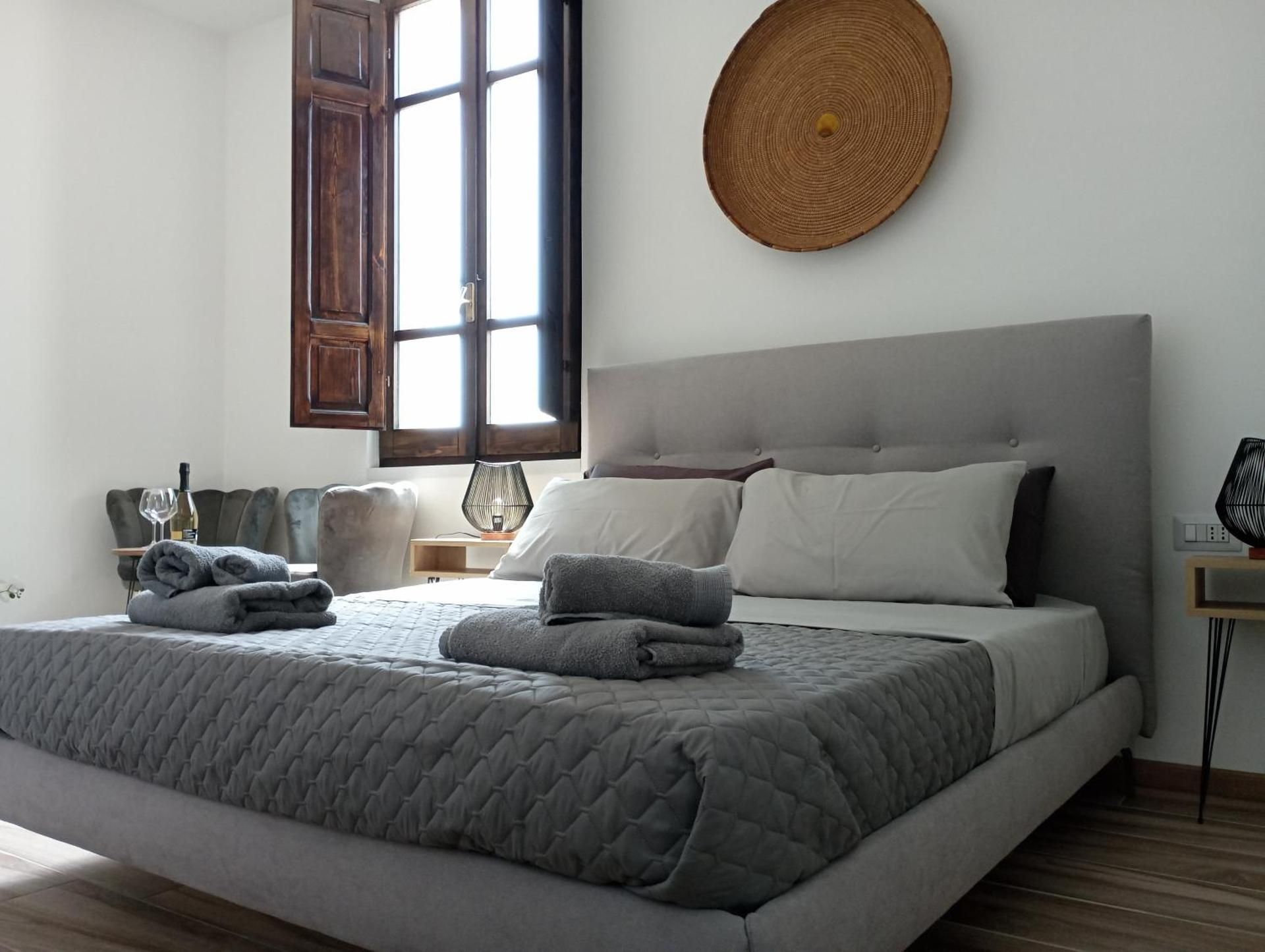 NIU Rooms